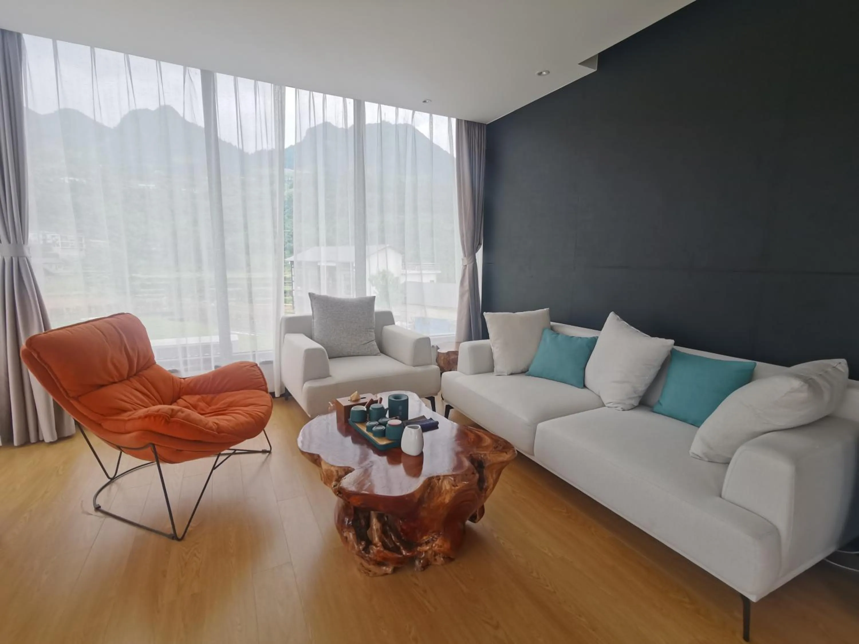 Seating area in XMAN Sunrise Peaks Resort