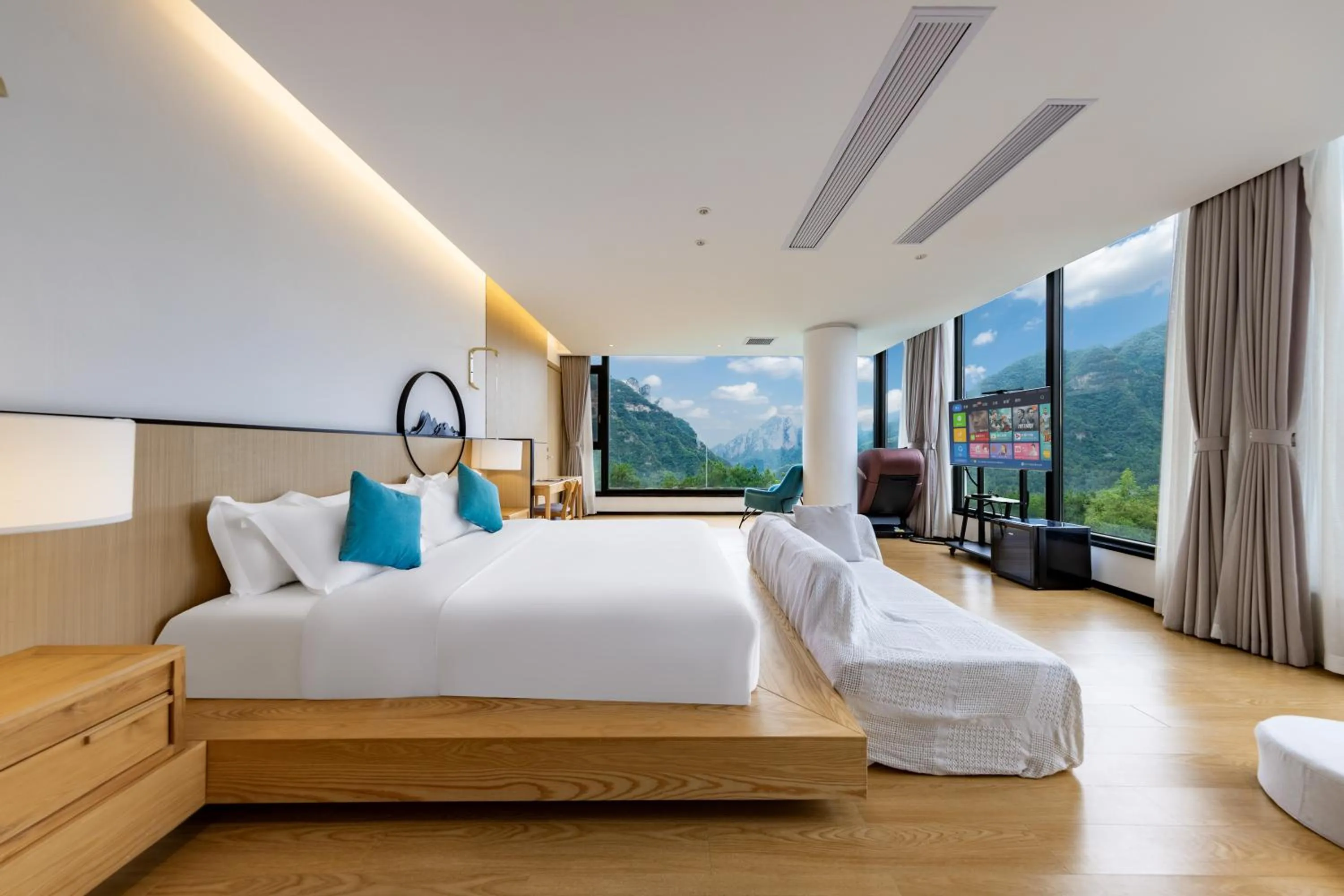 Bedroom, Bed in XMAN Sunrise Peaks Resort