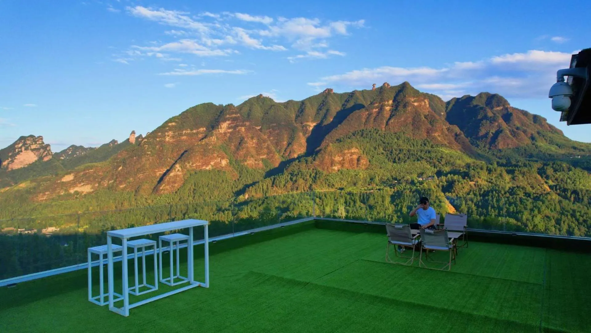 Balcony/Terrace in XMAN Sunrise Peaks Resort