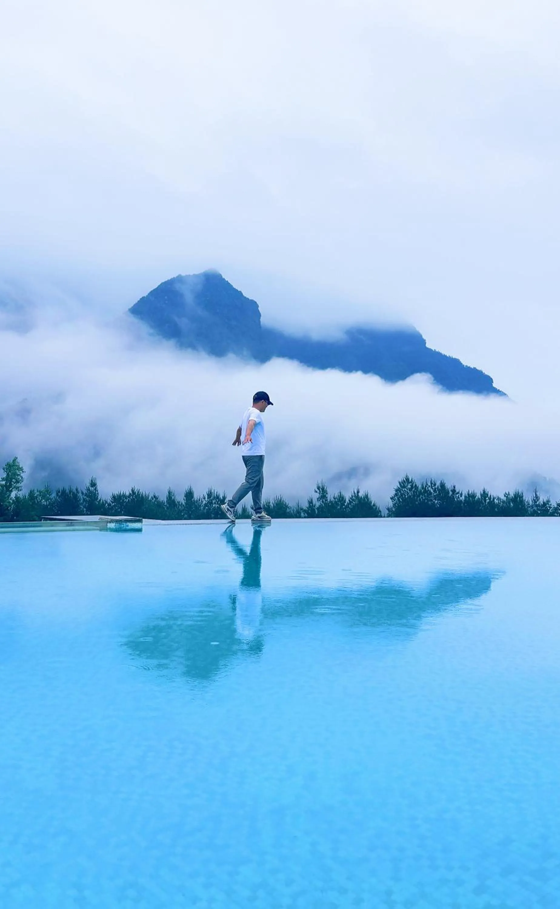 Swimming pool in XMAN Sunrise Peaks Resort