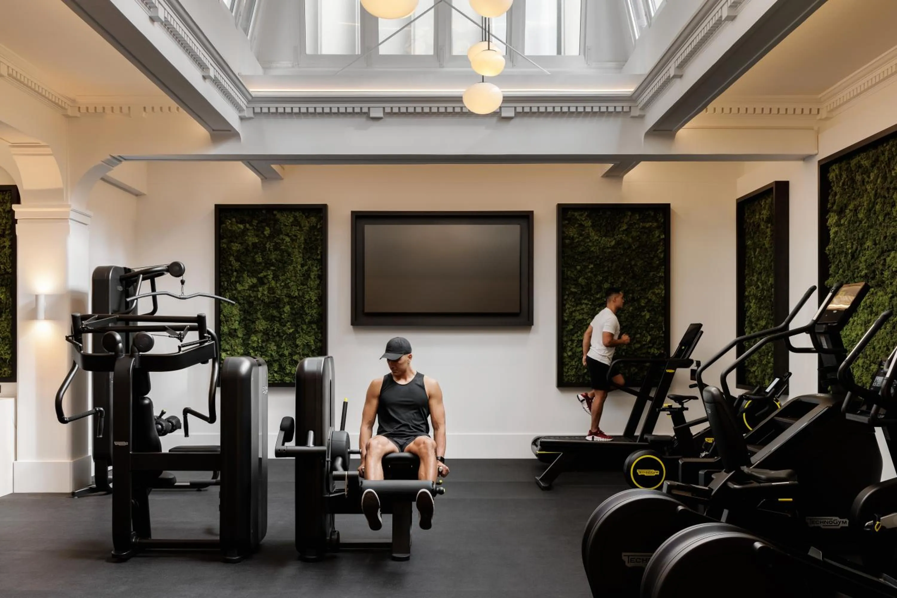 Fitness centre/facilities in Capella Sydney