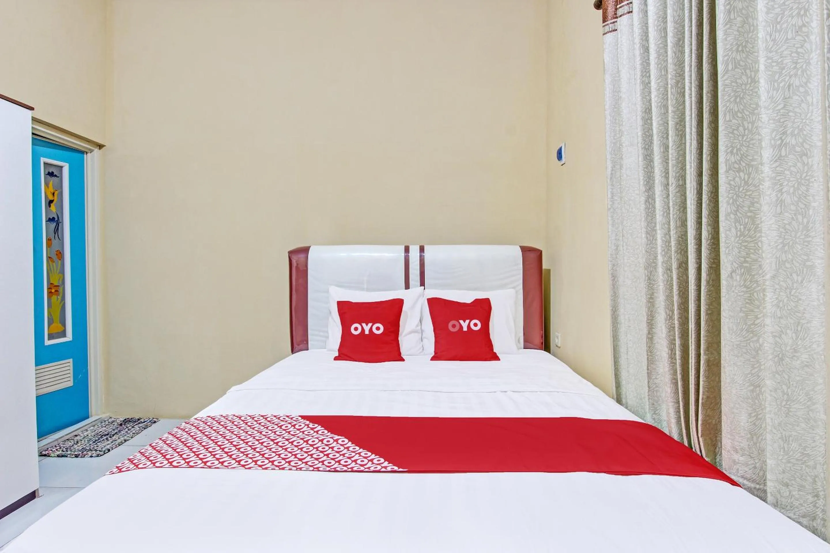 Bedroom, Bed in Hotel O Amole Paviliun Syariah