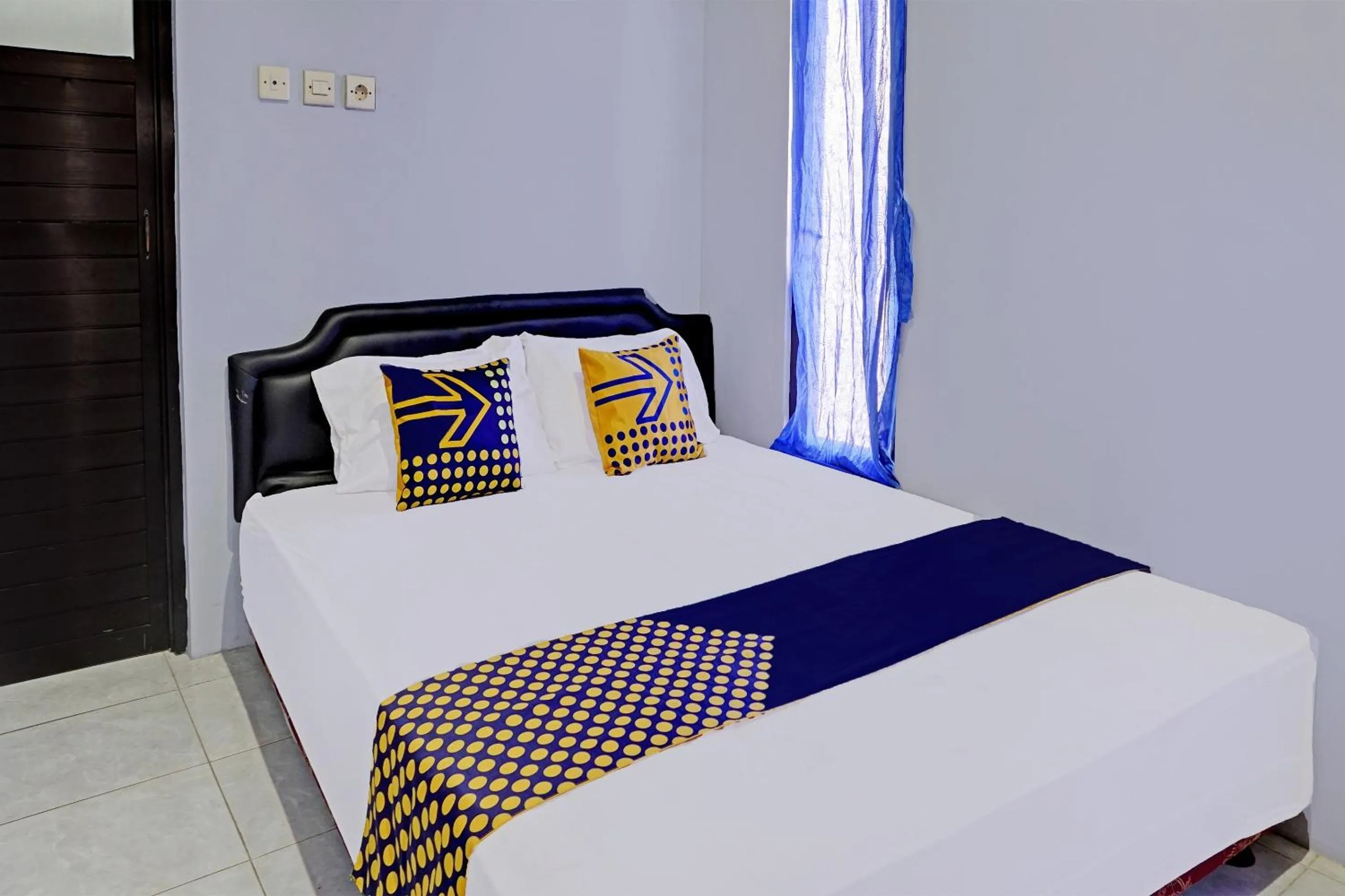 Bedroom, Bed in OYO Life 92353 Purnama Syariah Guest House