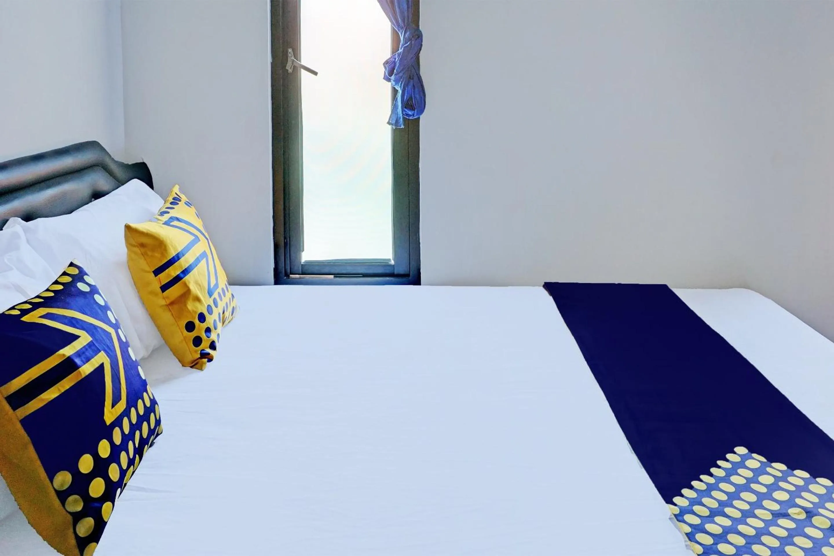 Bedroom, Bed in OYO Life 92353 Purnama Syariah Guest House