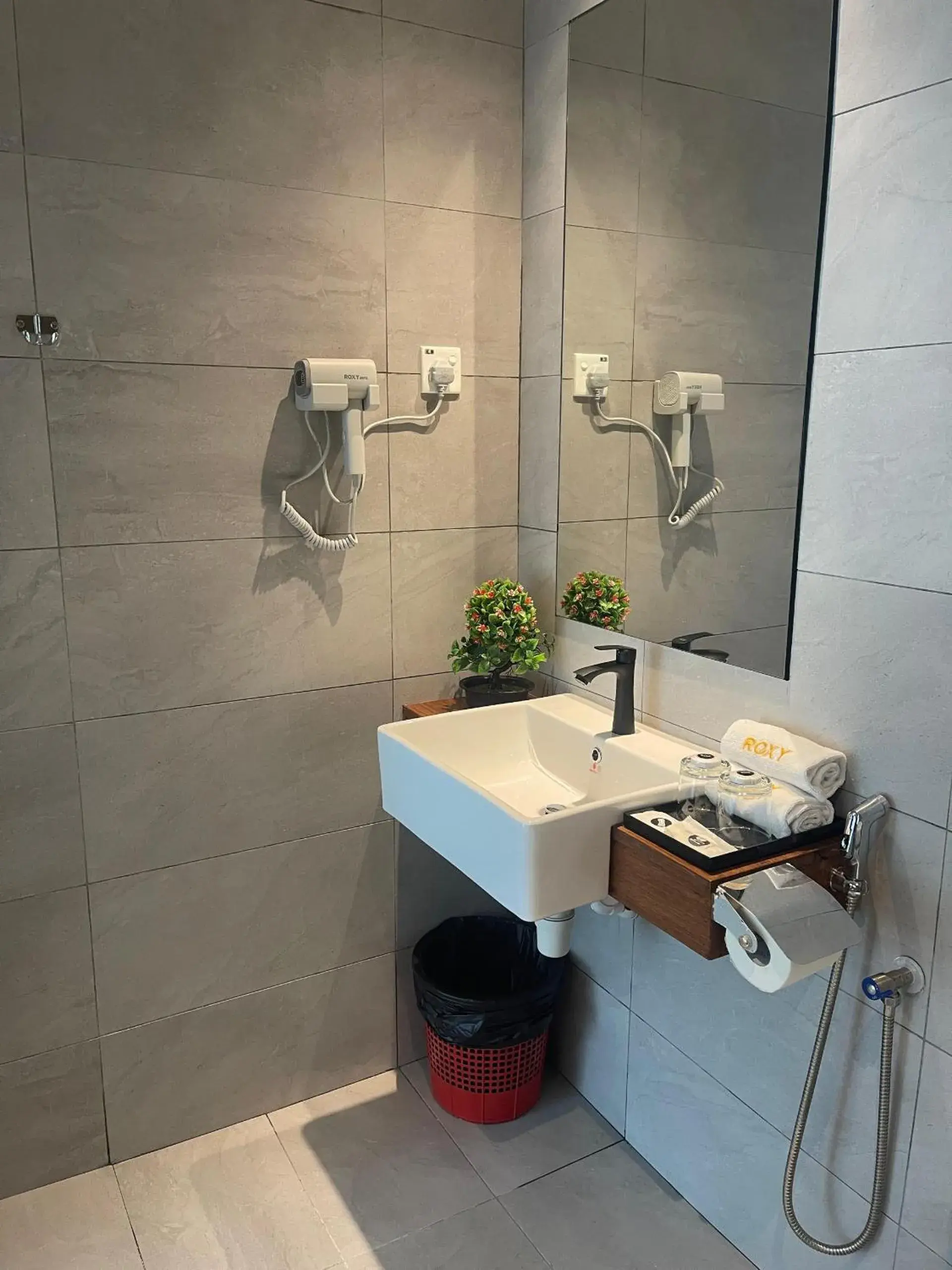 Superior Twin Room in Roxy Hotel Aiman Superior Twin Room in Roxy Hotel Aiman