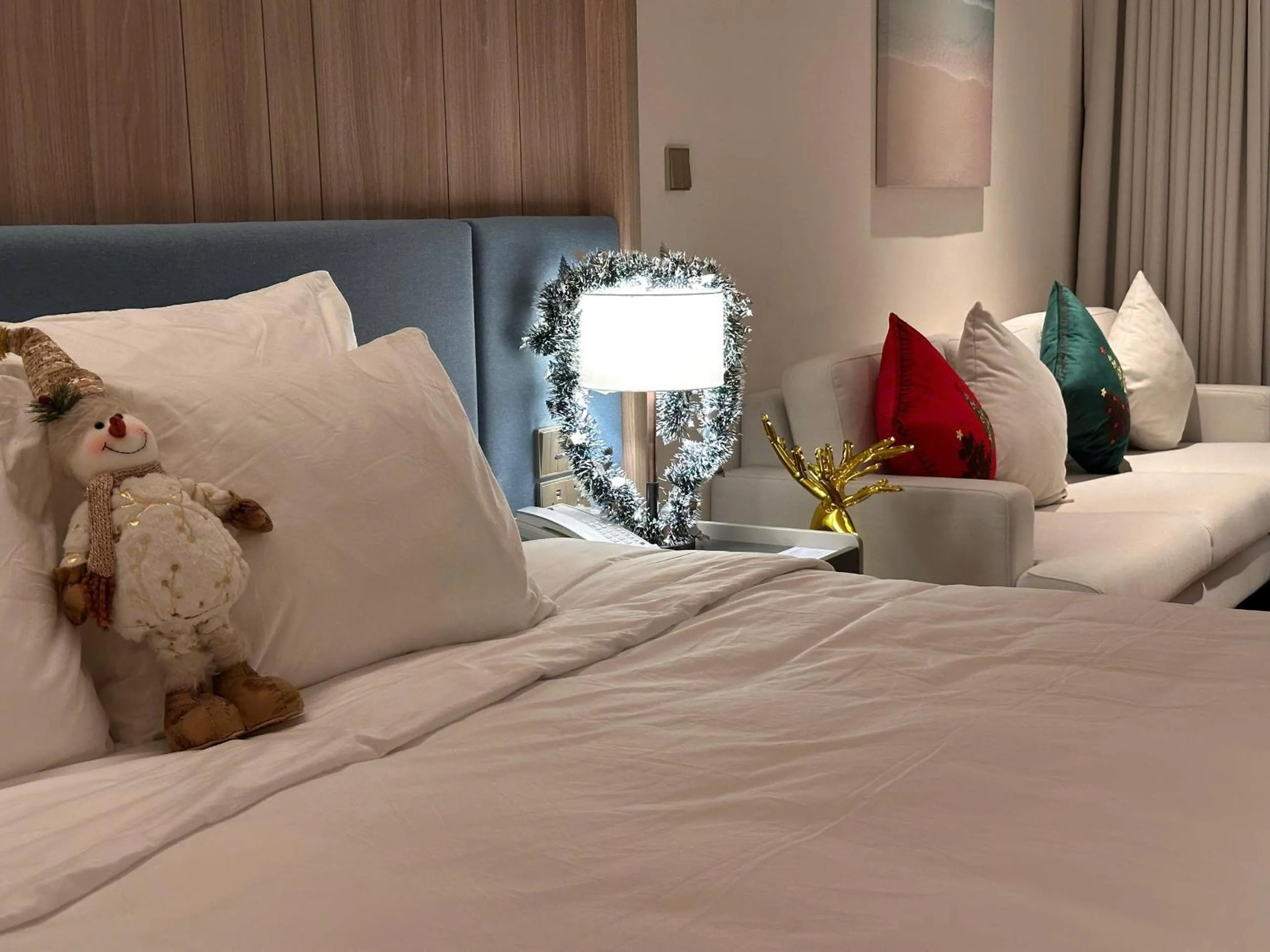 Bed in HB Serviced Apartment - Alacarte Hạ Long