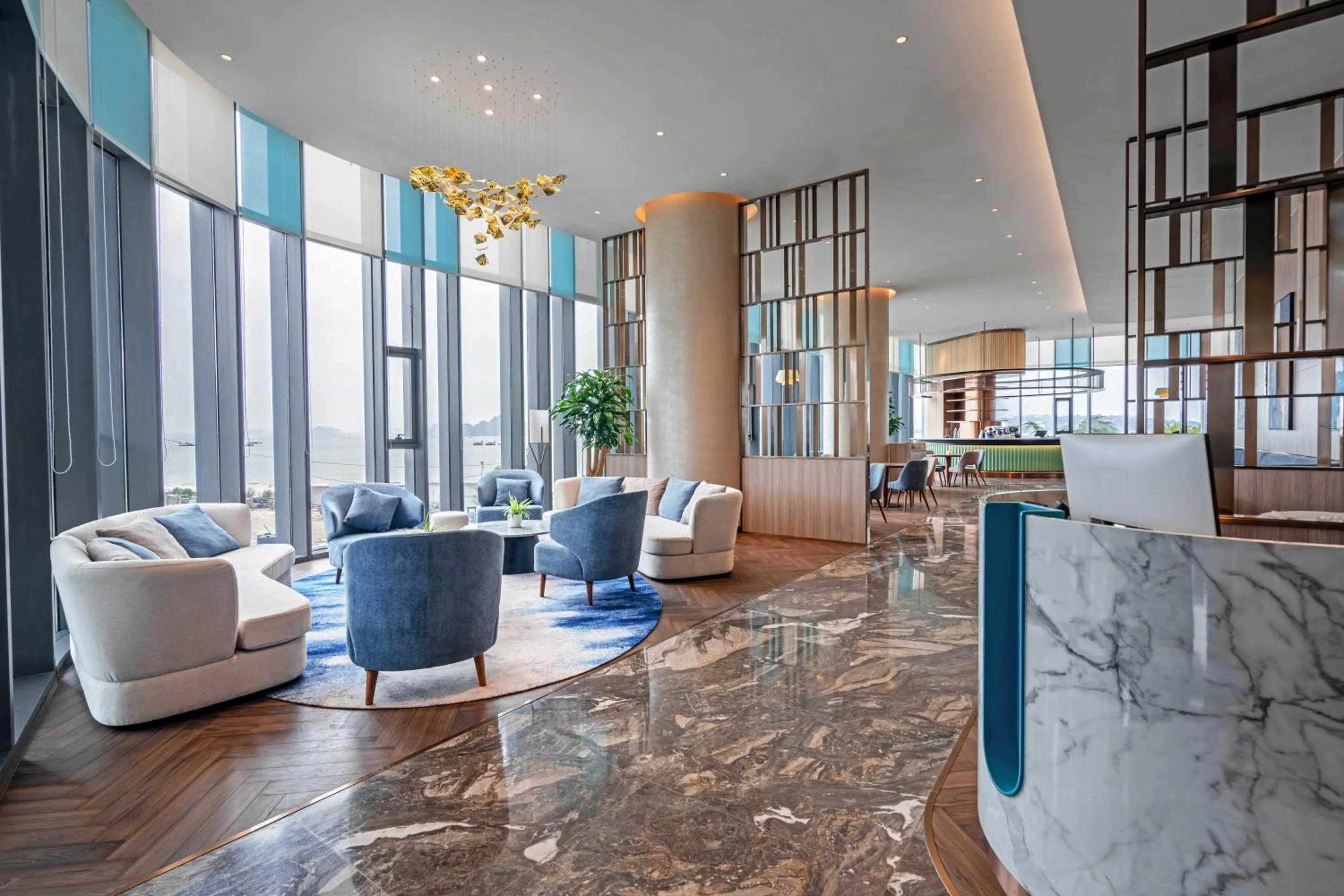 Restaurant/places to eat in HB Serviced Apartment - Alacarte Hạ Long