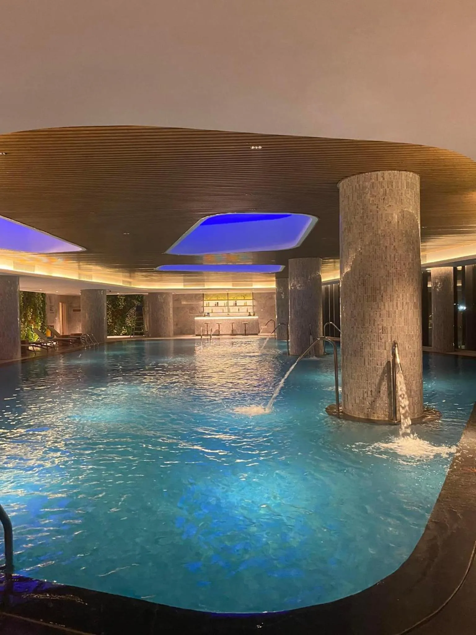 Swimming pool in HB Serviced Apartment - Alacarte Hạ Long