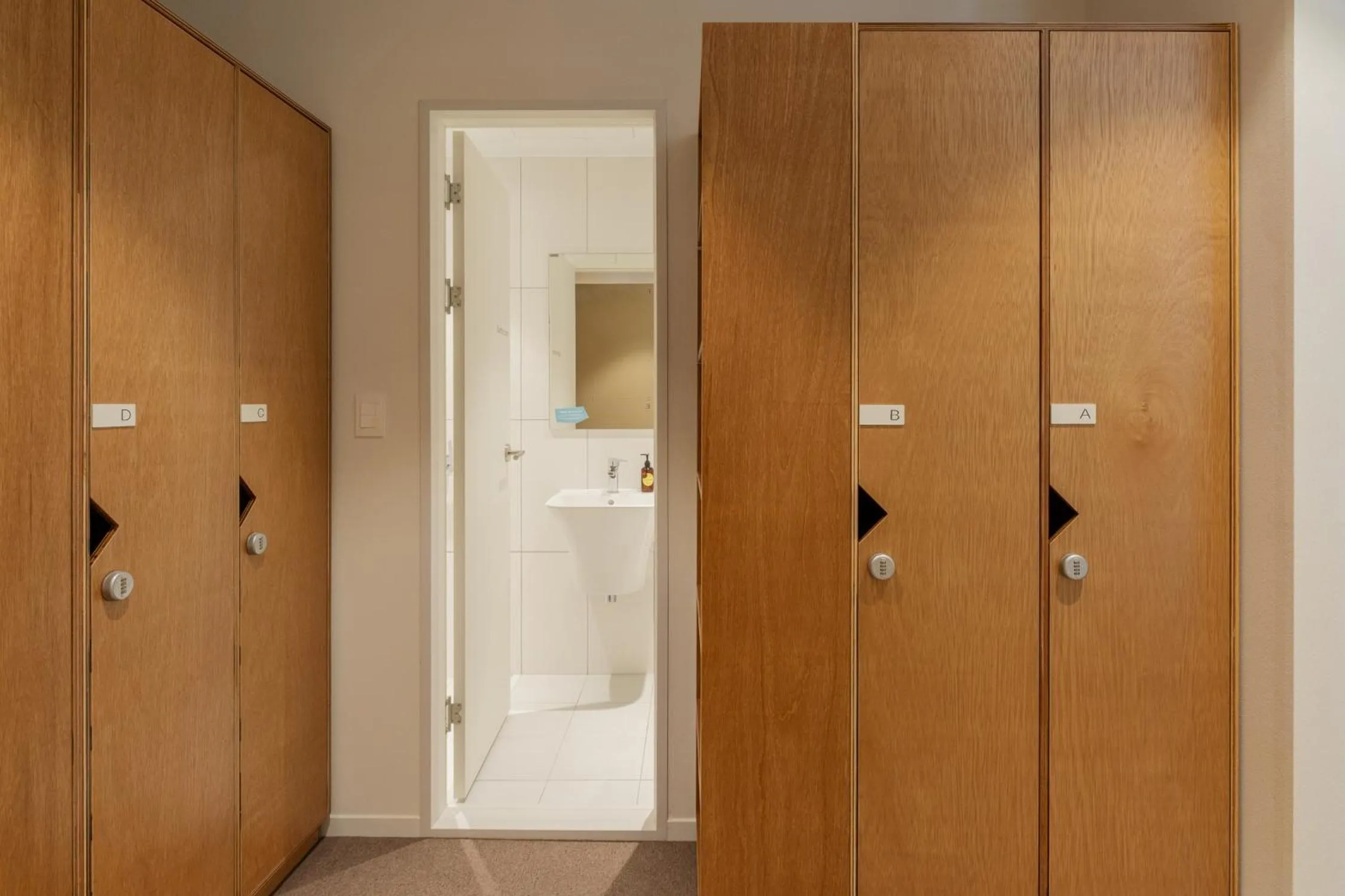 Shower in Mangrove Dongdaemun