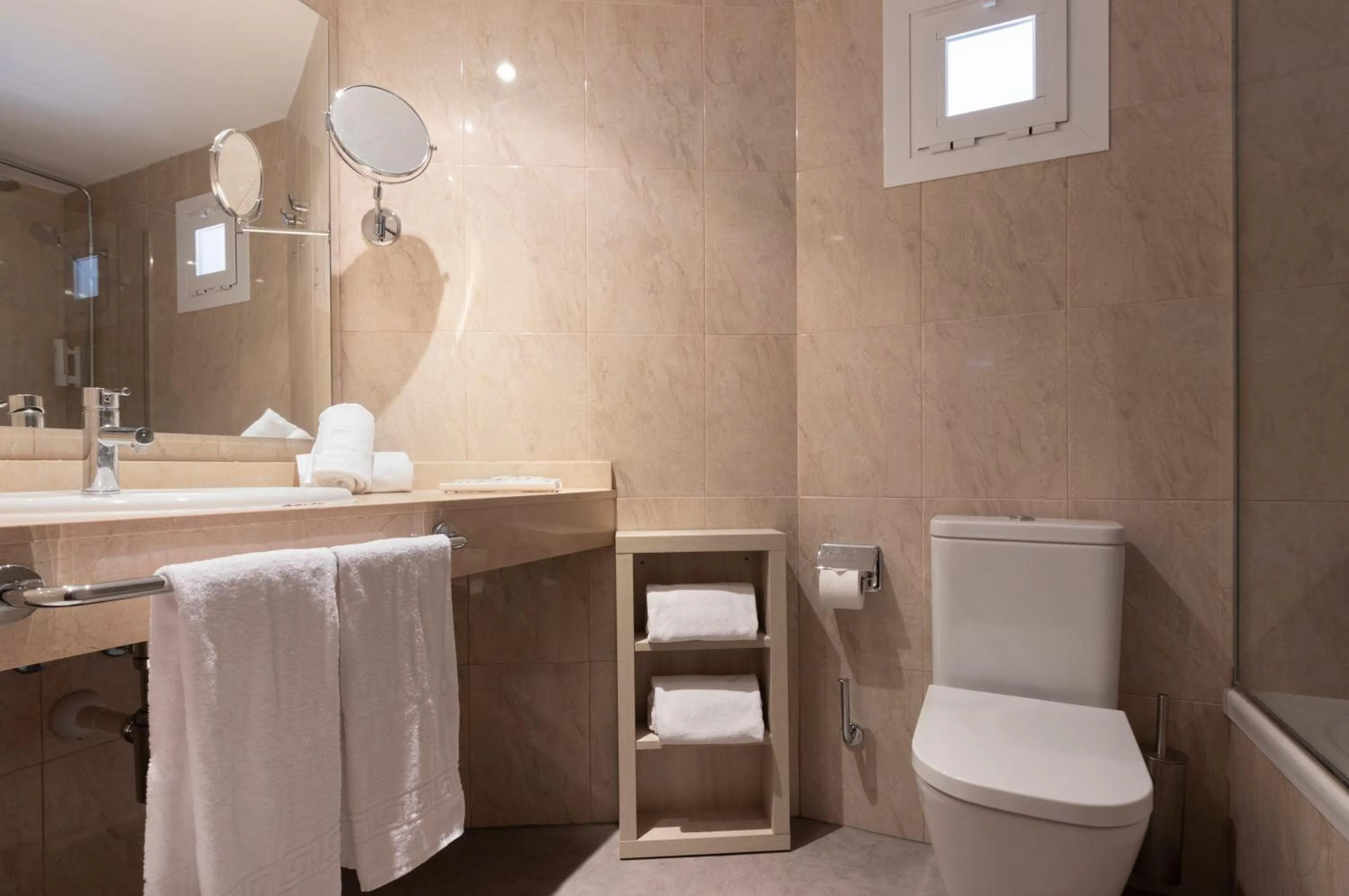 Bathroom in Hotel Palia Sa Coma Playa