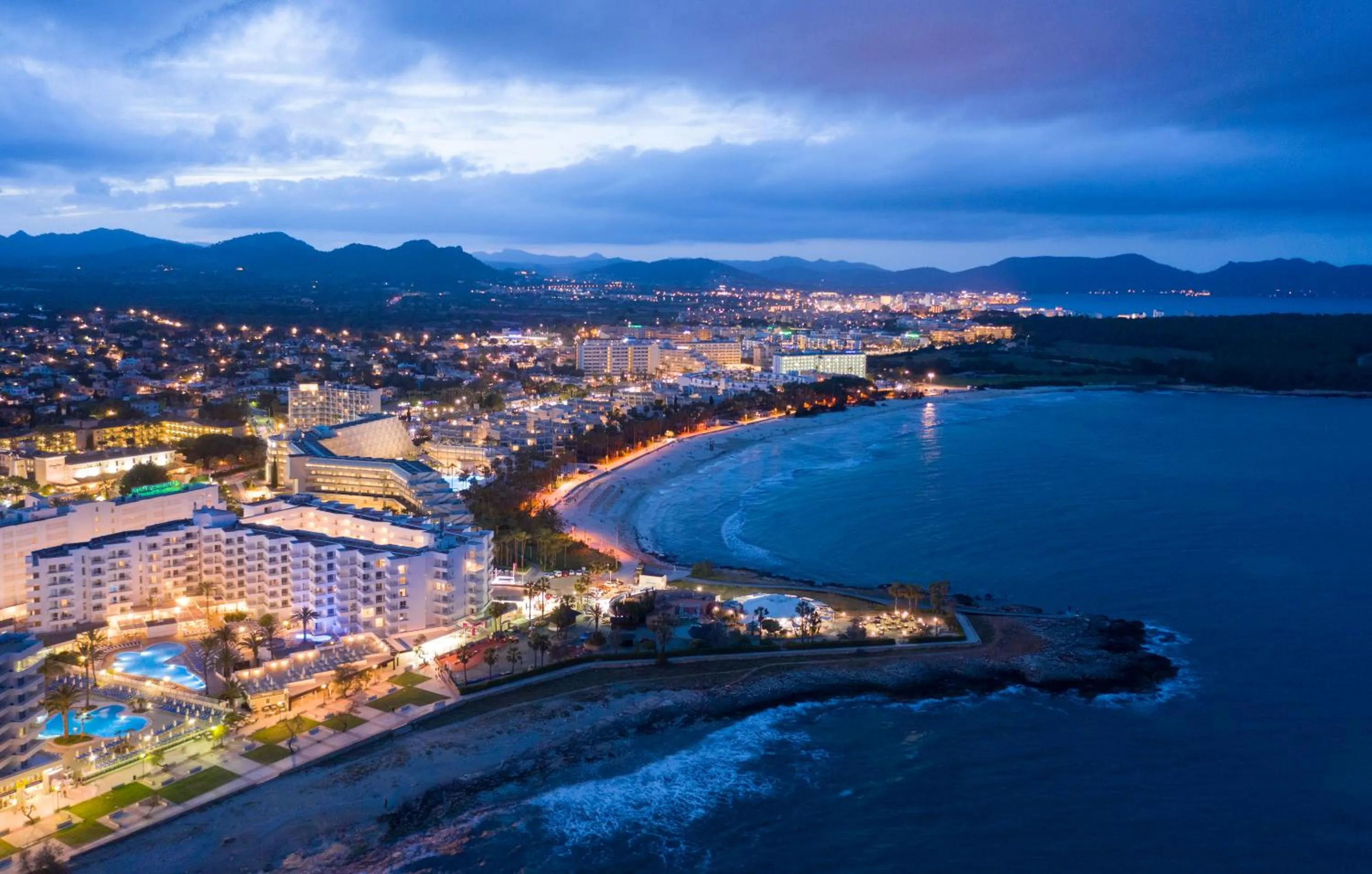 Night in Hotel Palia Sa Coma Playa