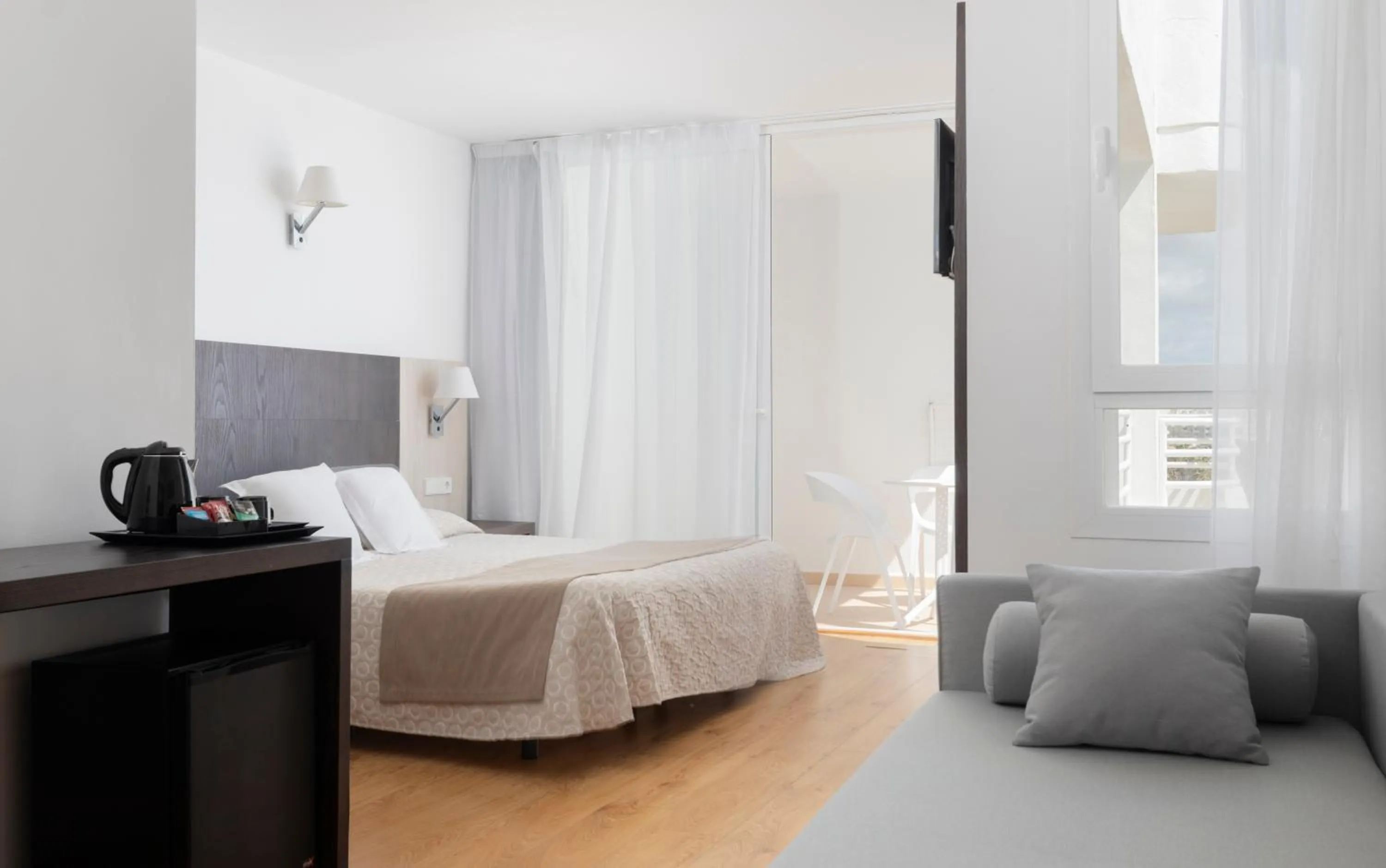 Bedroom, Bed in Hotel Palia Sa Coma Playa