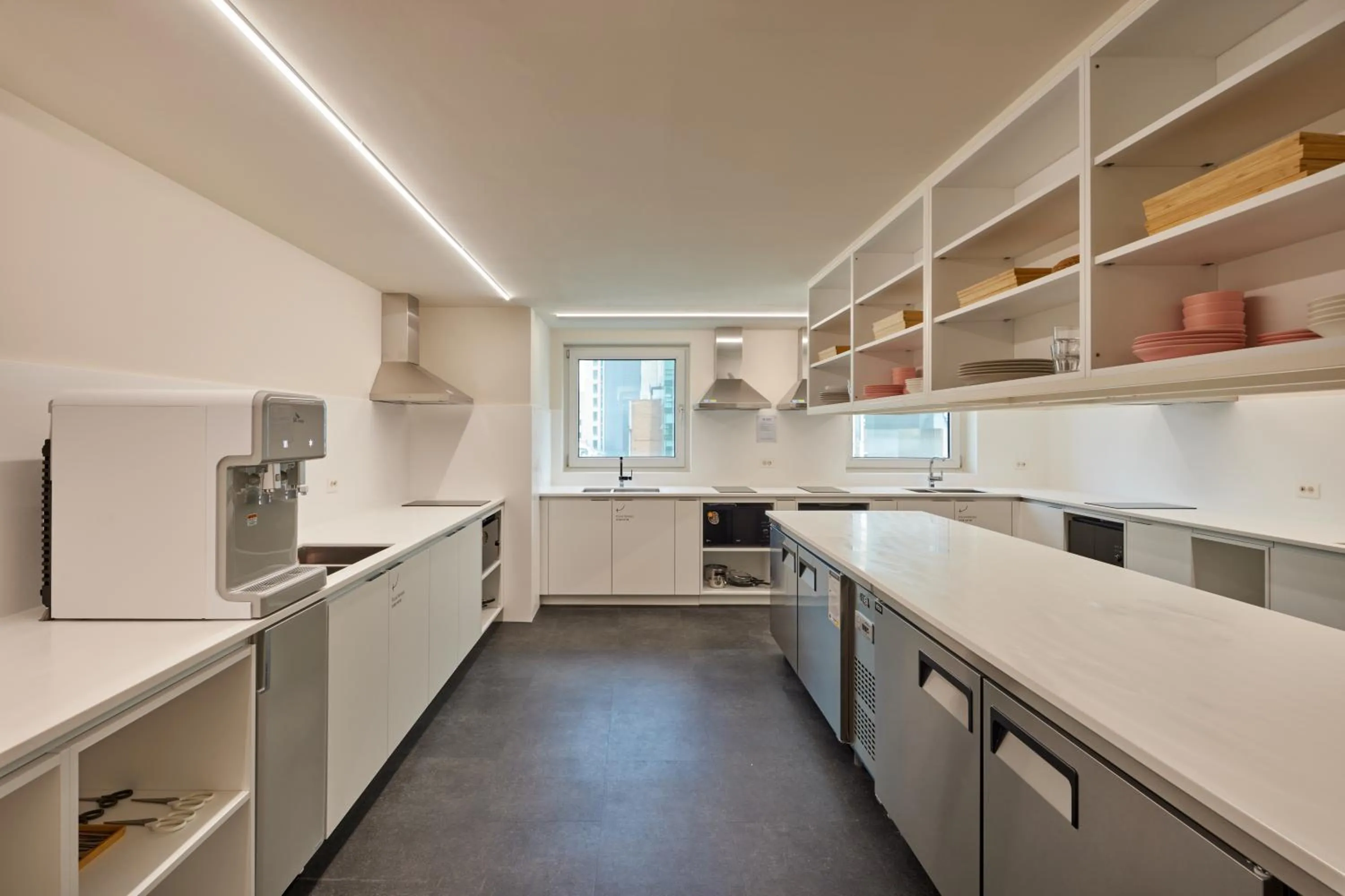 Kitchen or kitchenette in Mangrove Sinseol