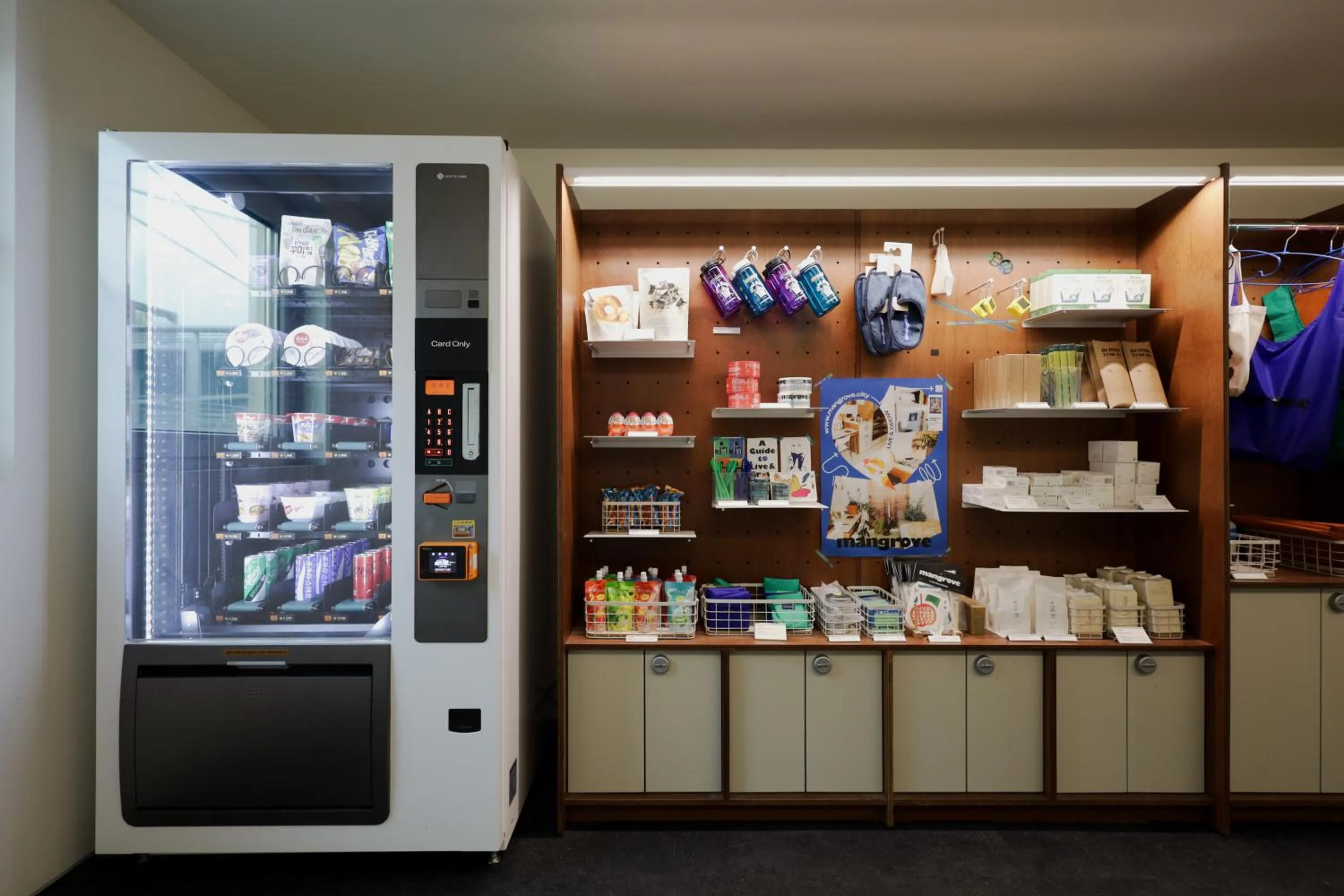 vending machine in Mangrove Sinseol