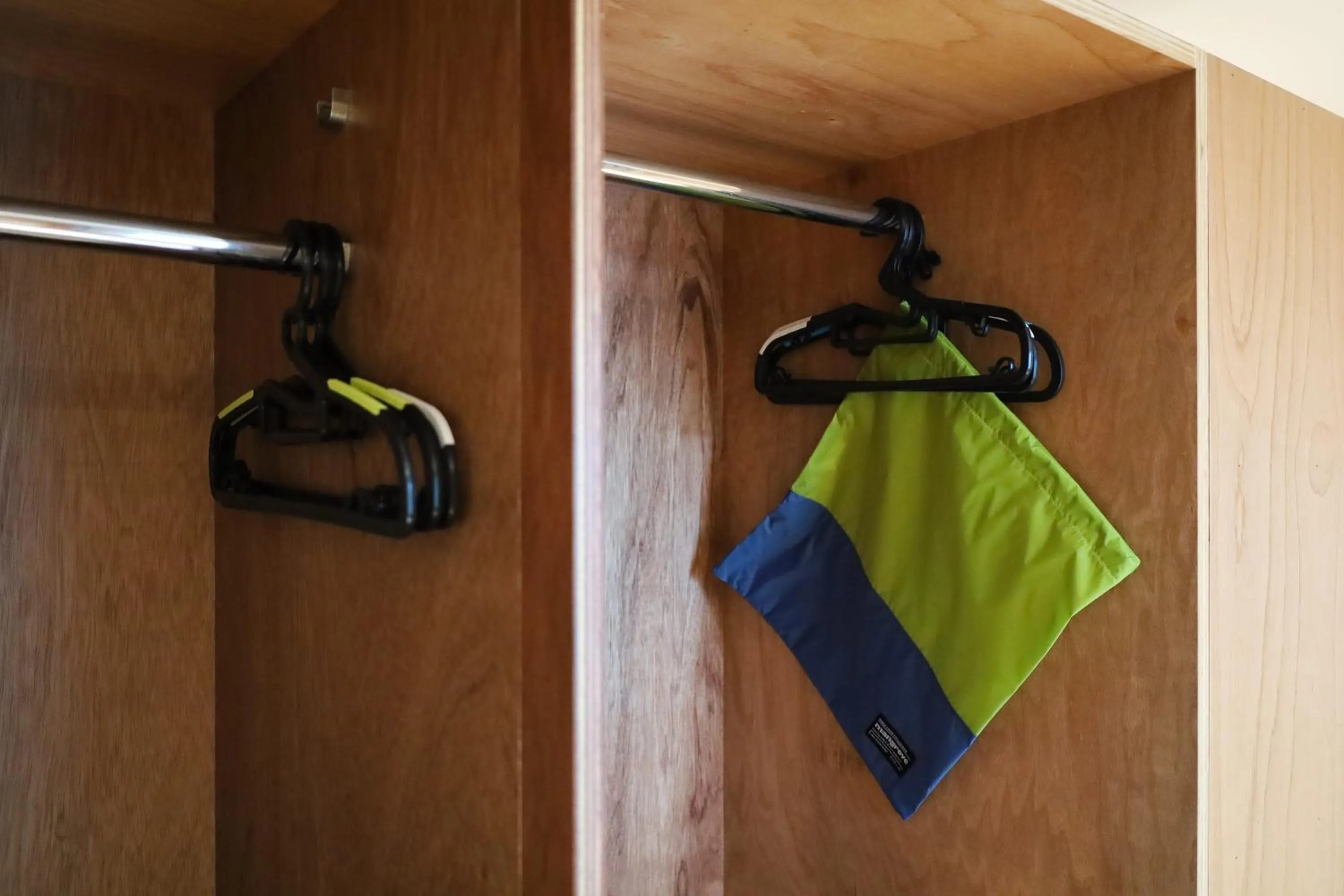 wardrobe in Mangrove Sinseol