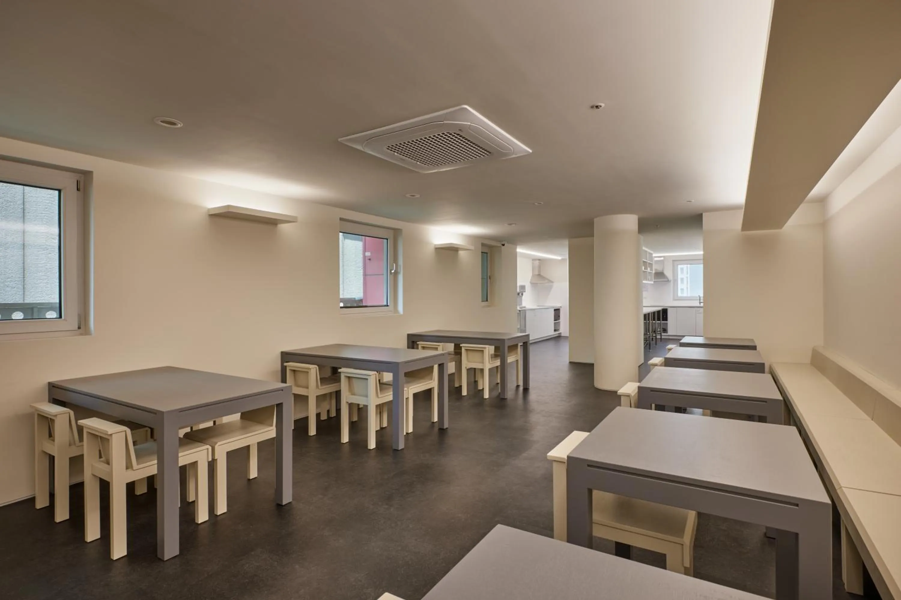 Communal kitchen in Mangrove Sinseol