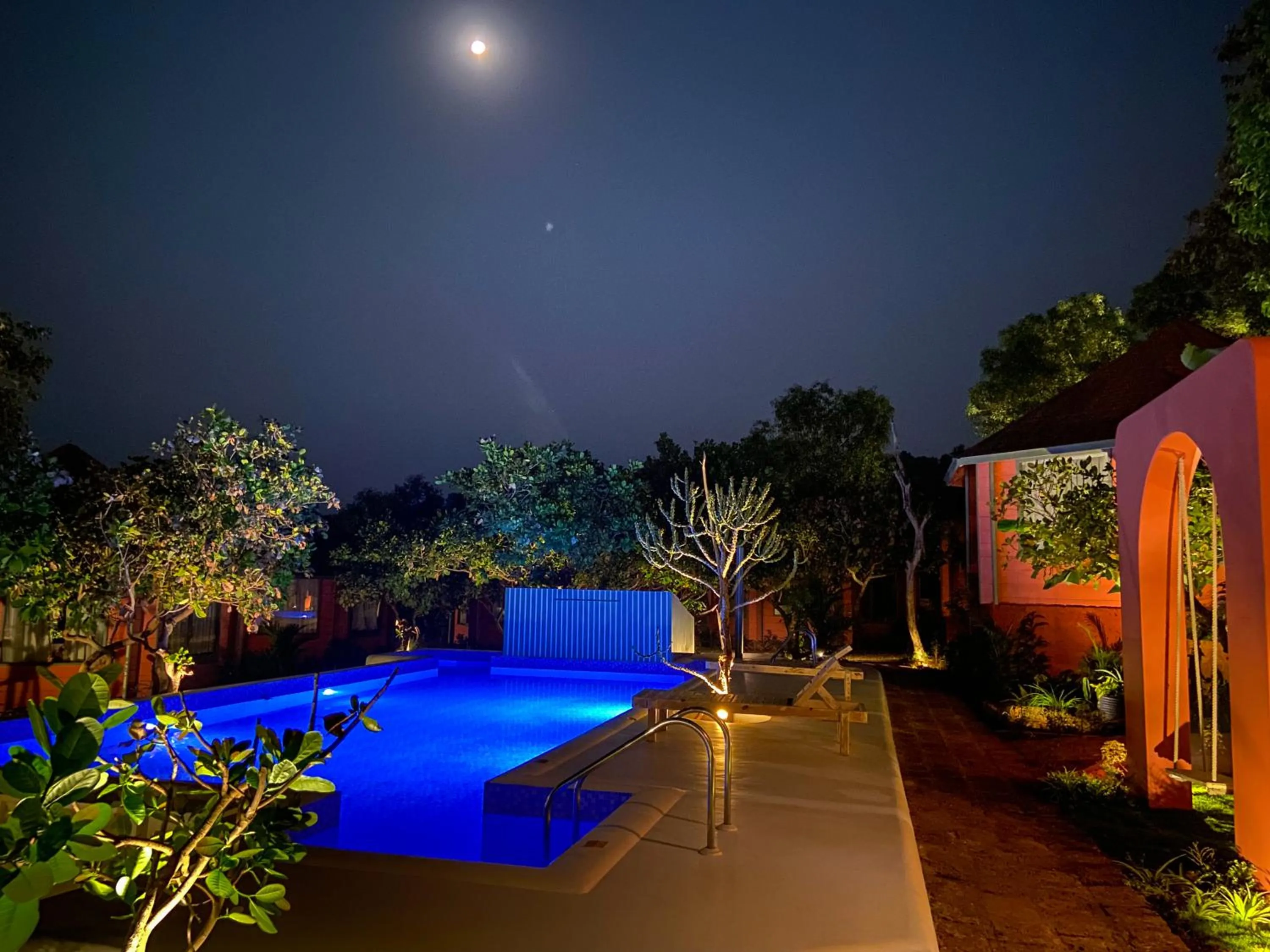 Night in Habitus Resort