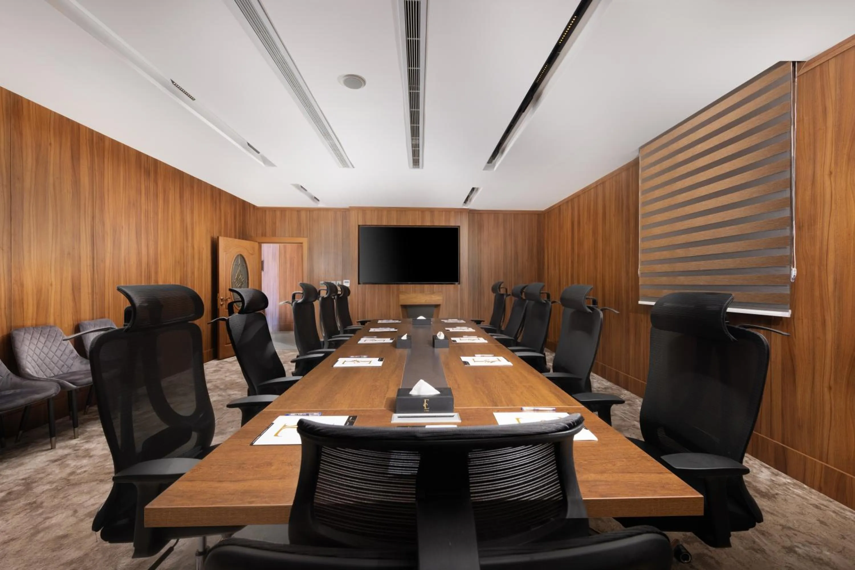 Meeting/conference room in E Hotel