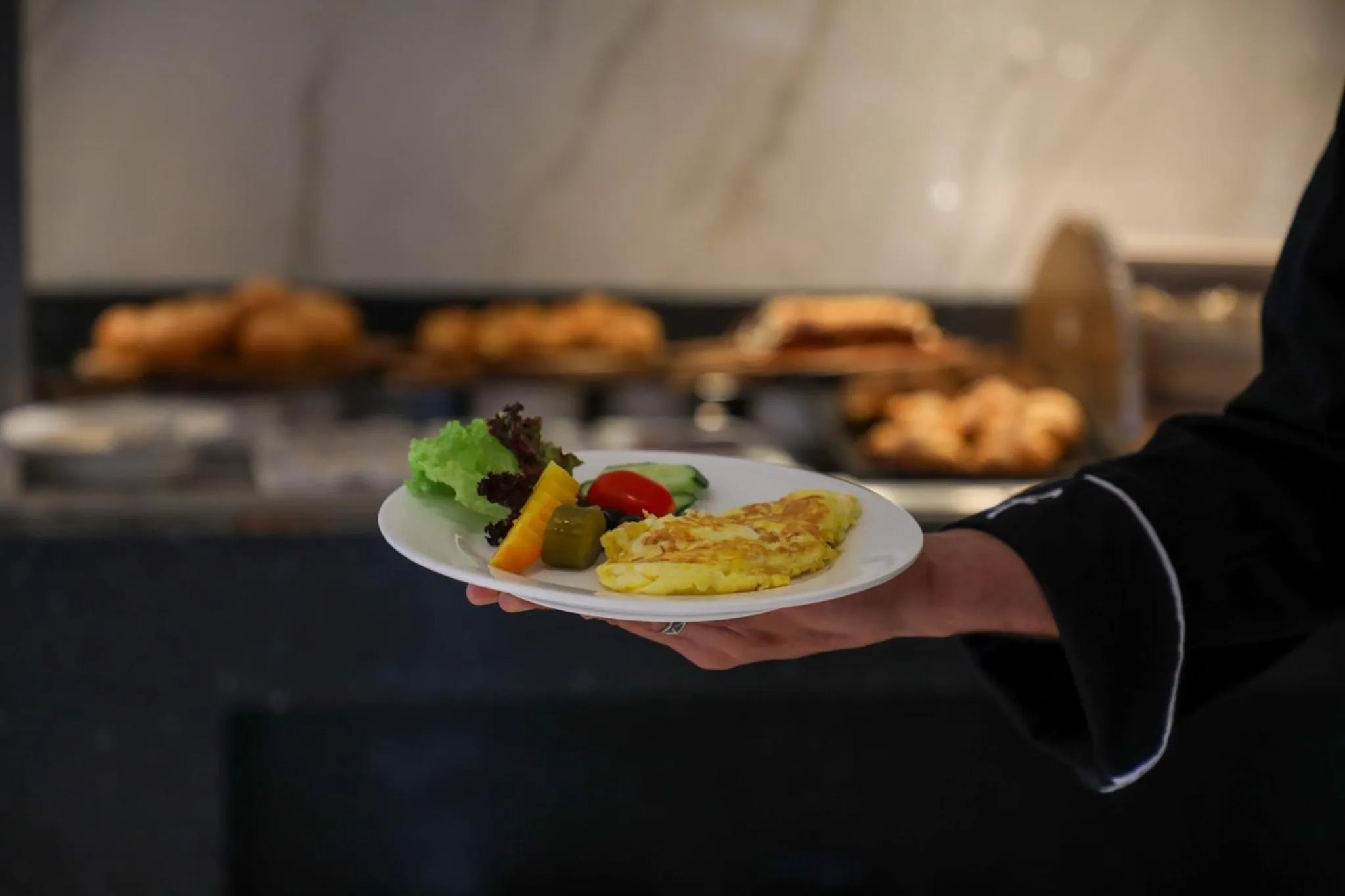 Food and drinks in E Hotel