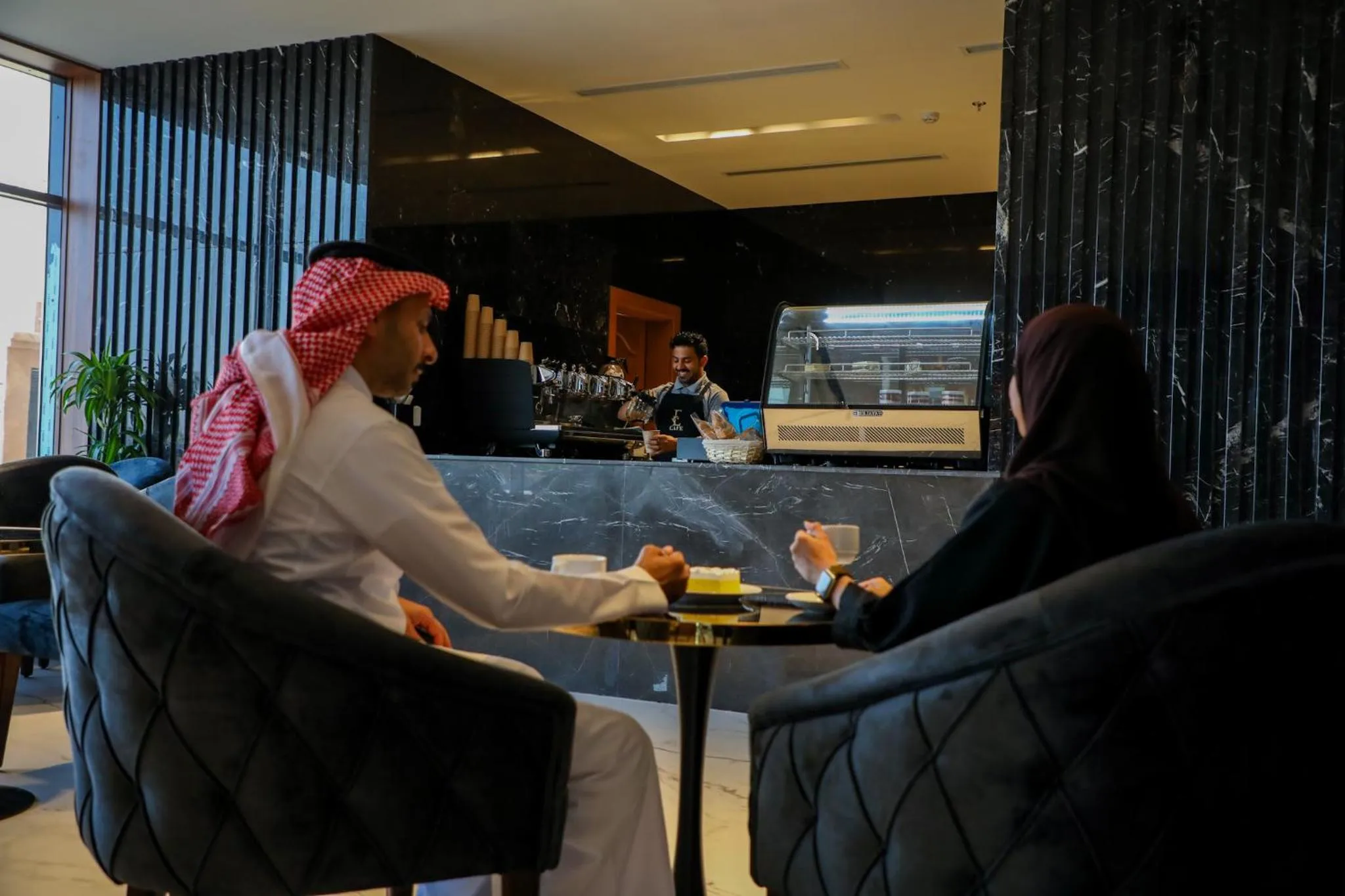 Food and drinks in E Hotel