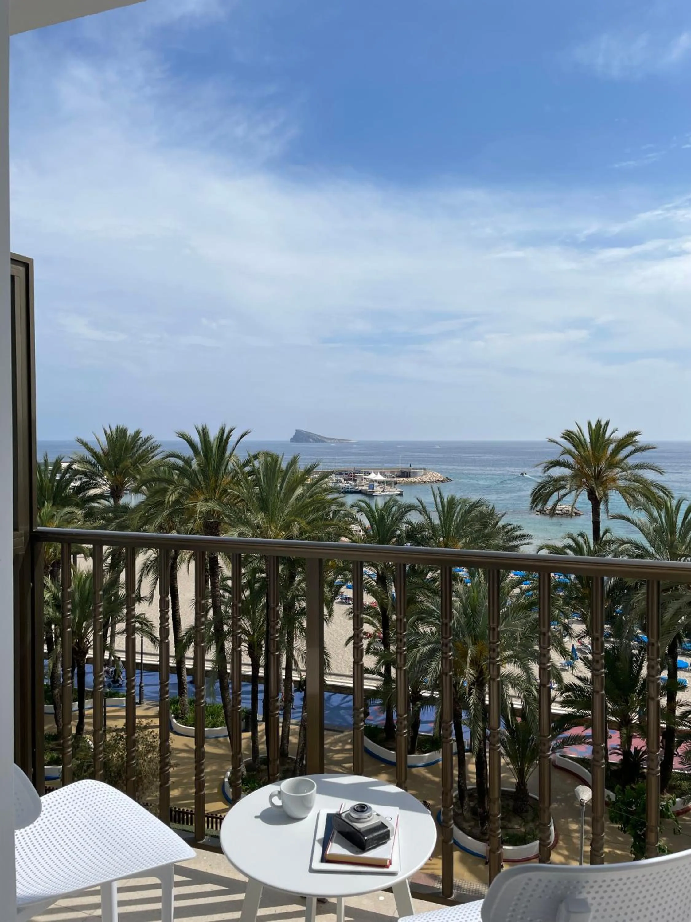 Bedroom in Casual Pop Art Benidorm