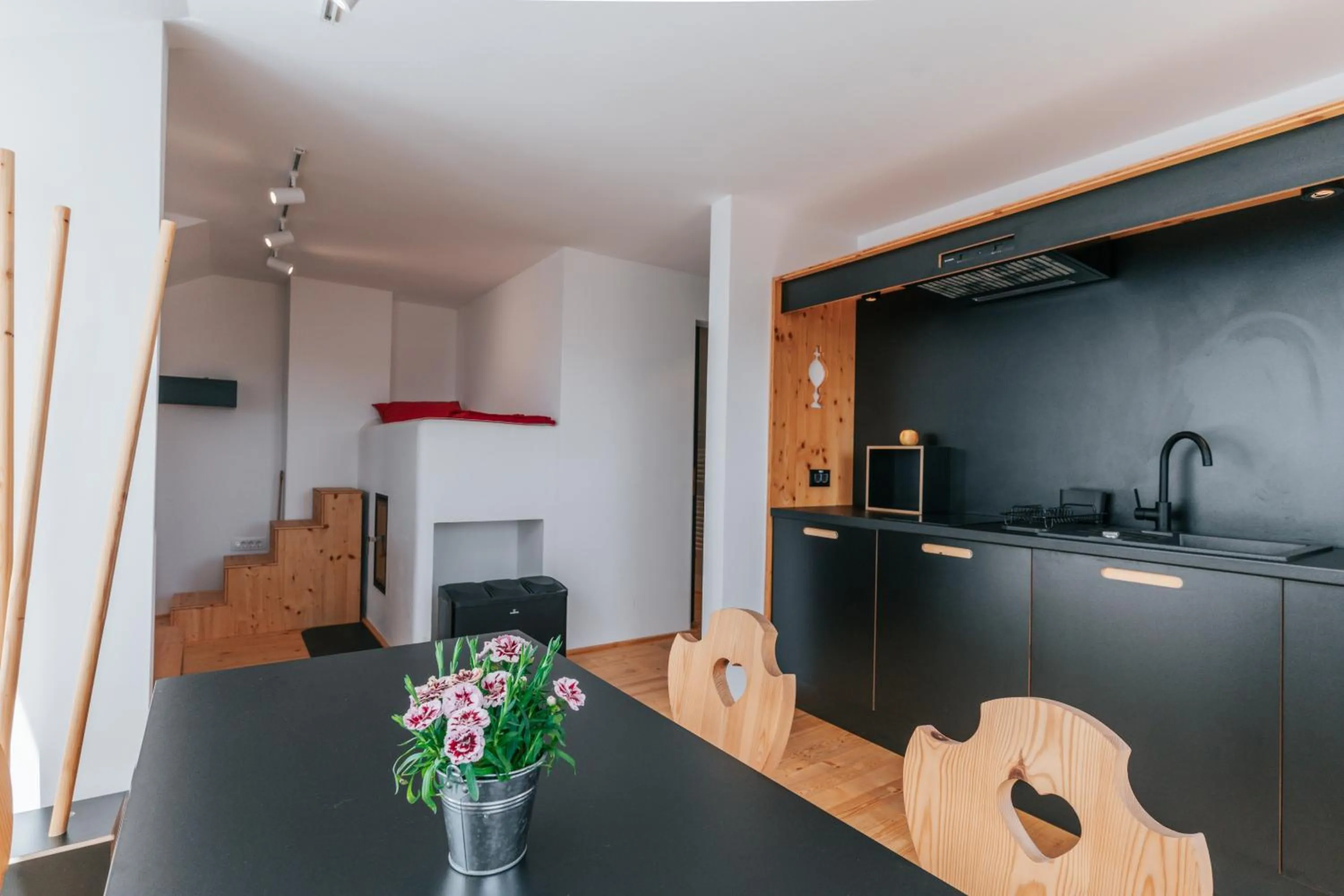 Kitchen or kitchenette in Eko Glamping Resort Krištof