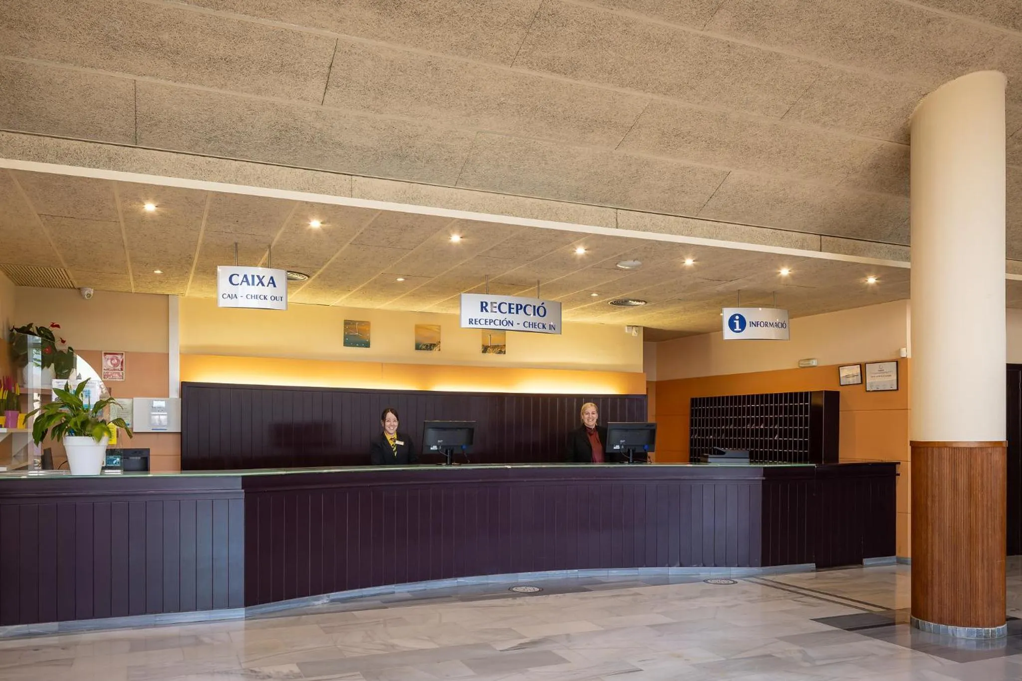 Lobby or reception in htop Platja Park #htopFun