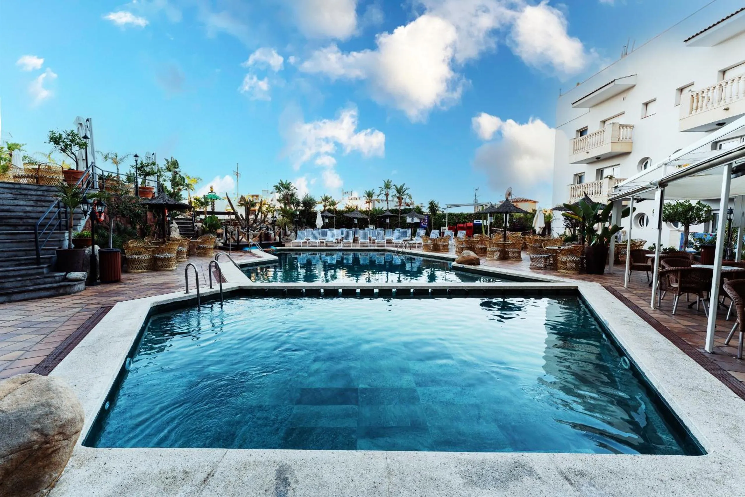 Pool view in Hotel Alba Seleqtta
