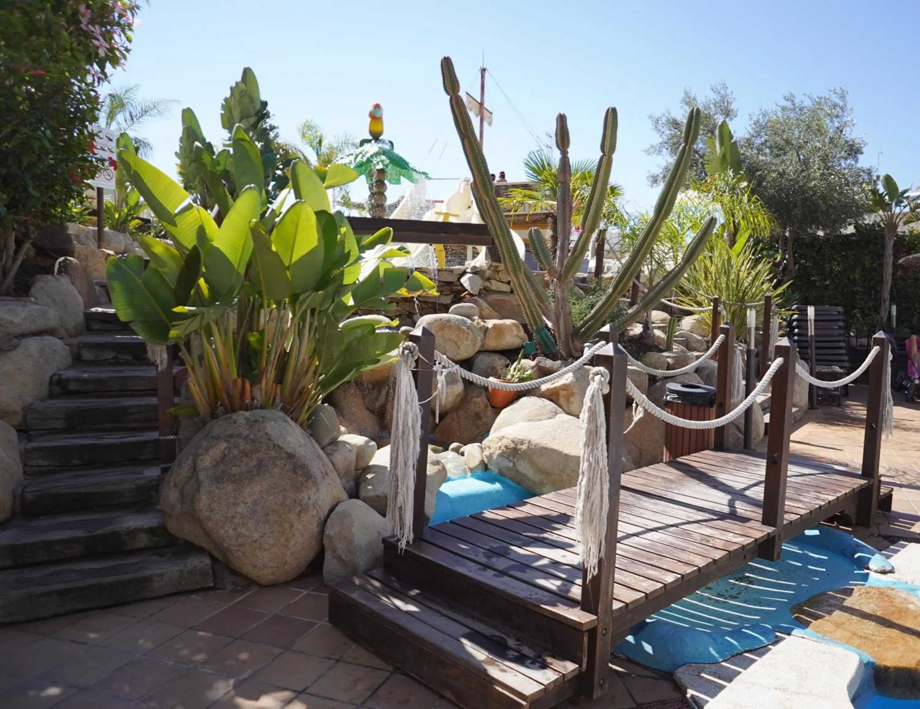 Swimming pool in Hotel Alba Seleqtta