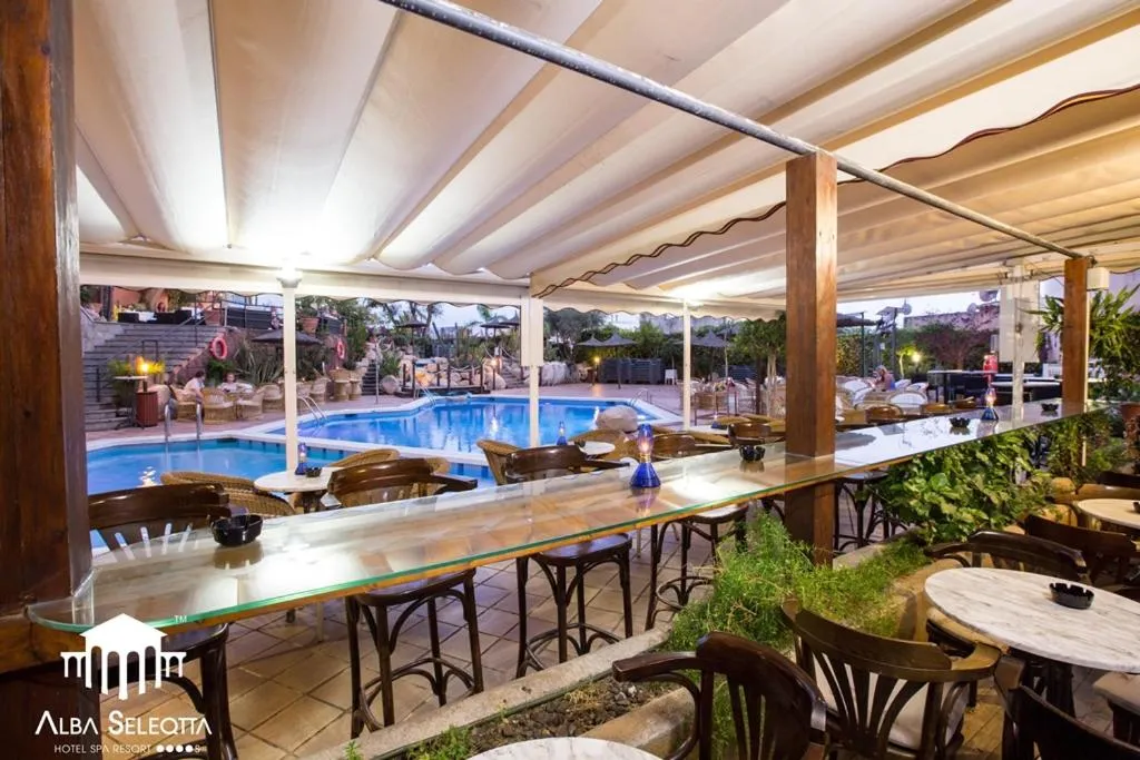 Property building in Hotel Alba Seleqtta