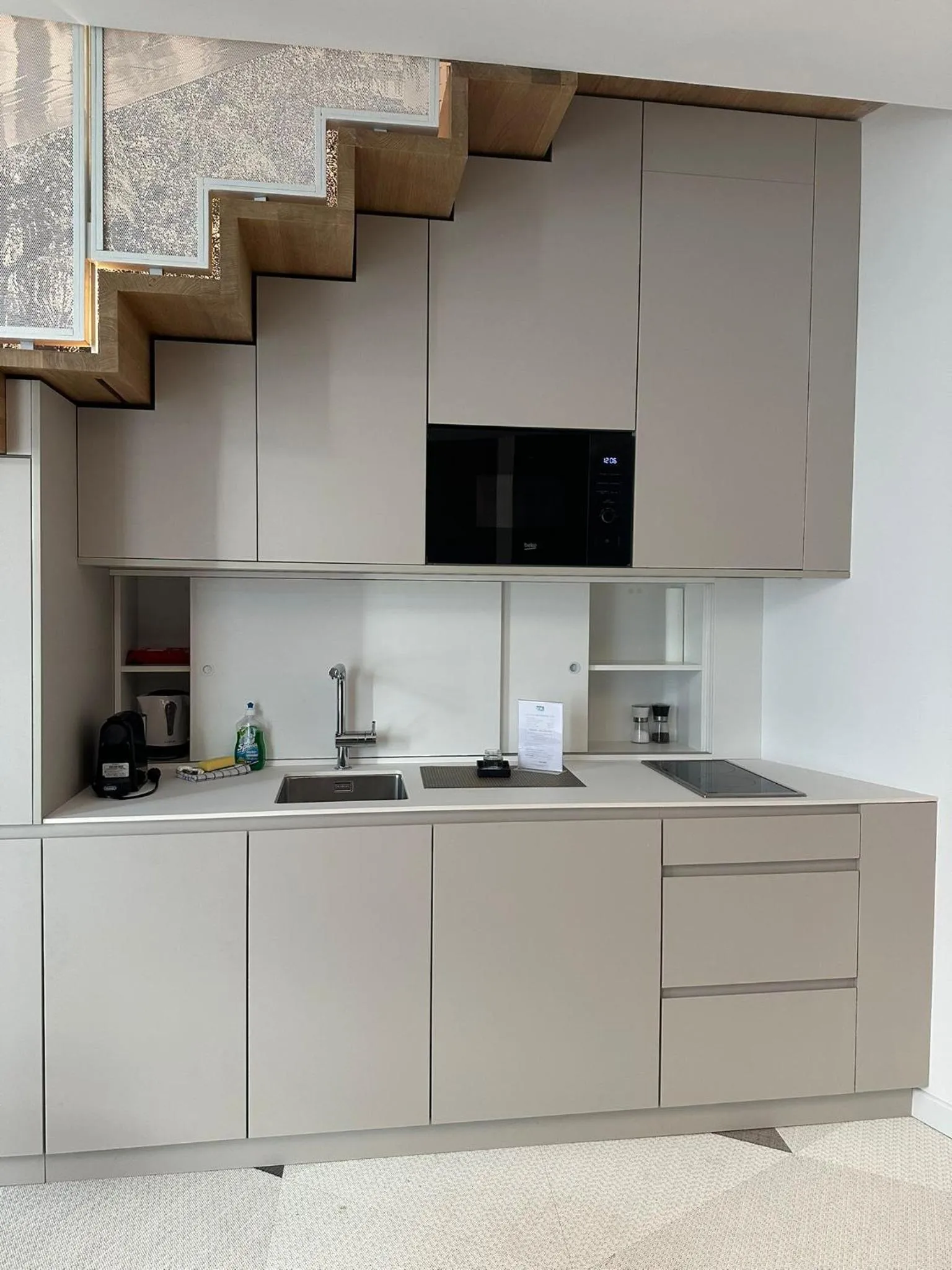 Coffee/tea facilities in Fesh Lofts