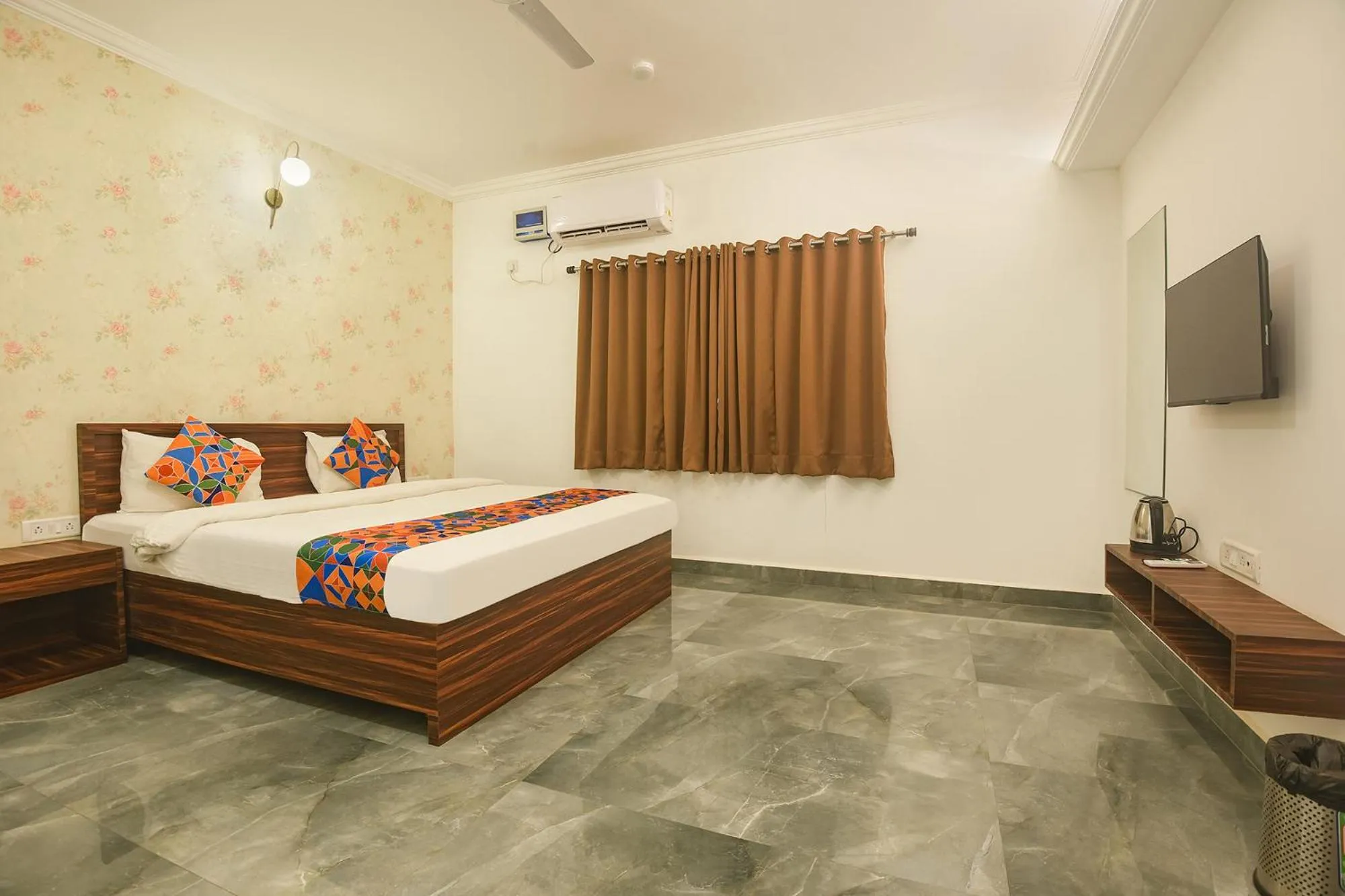 Bed in Via MA Homes - Nr Morjim Beach