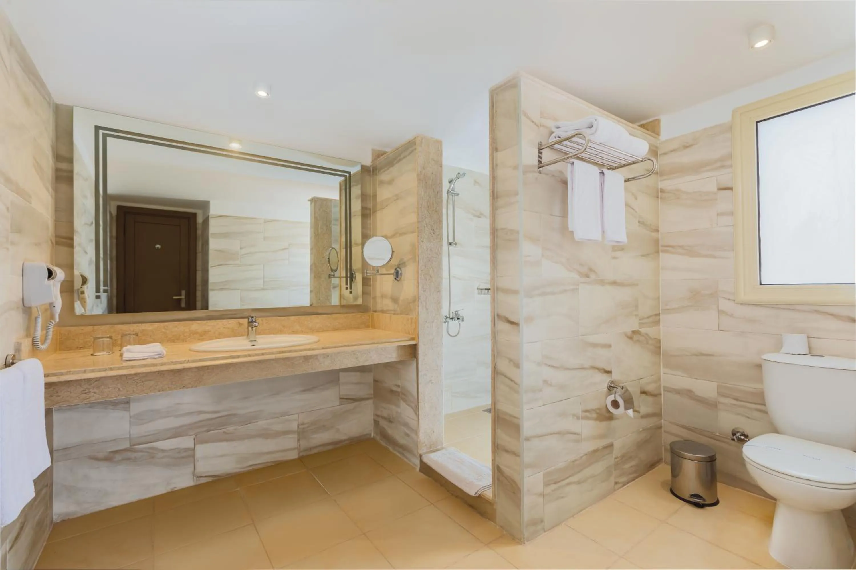 Shower in Pickalbatros Villaggio Aqua Park - Portofino Marsa Alam