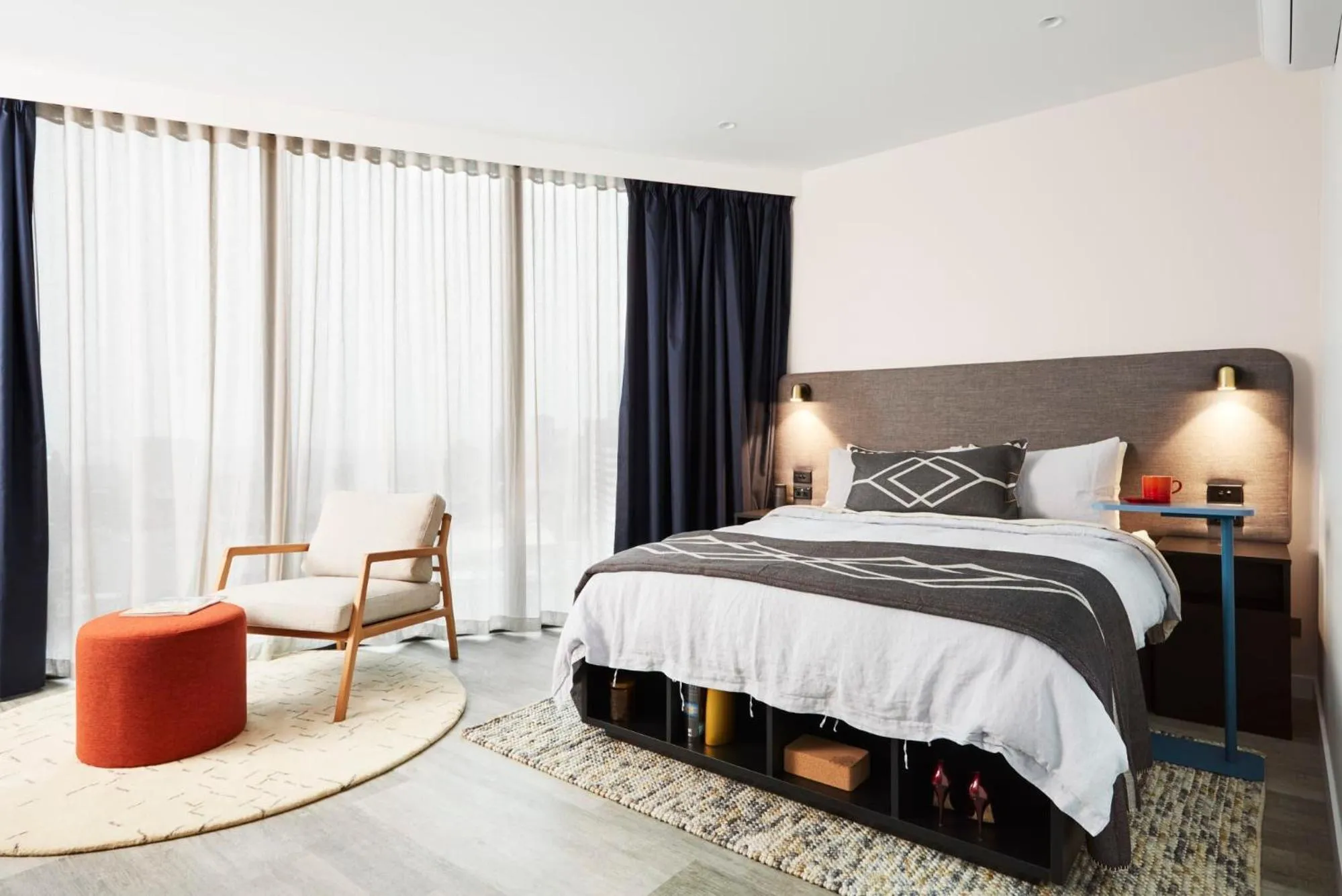 Bed in Studio Apartments at Aurora near Melbourne Port