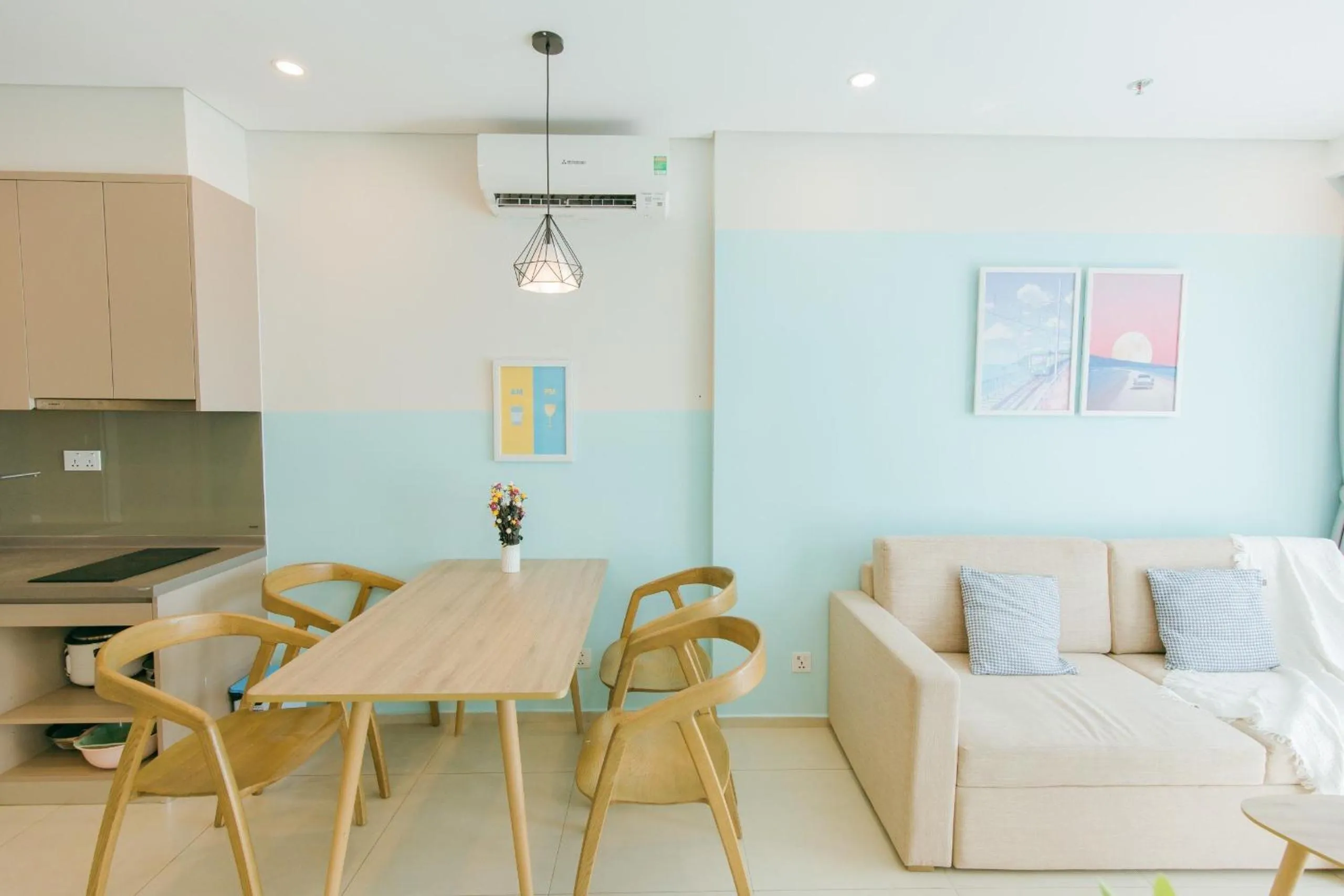 Kitchen or kitchenette in MeoMeo Homestay - The Sóng Apartment