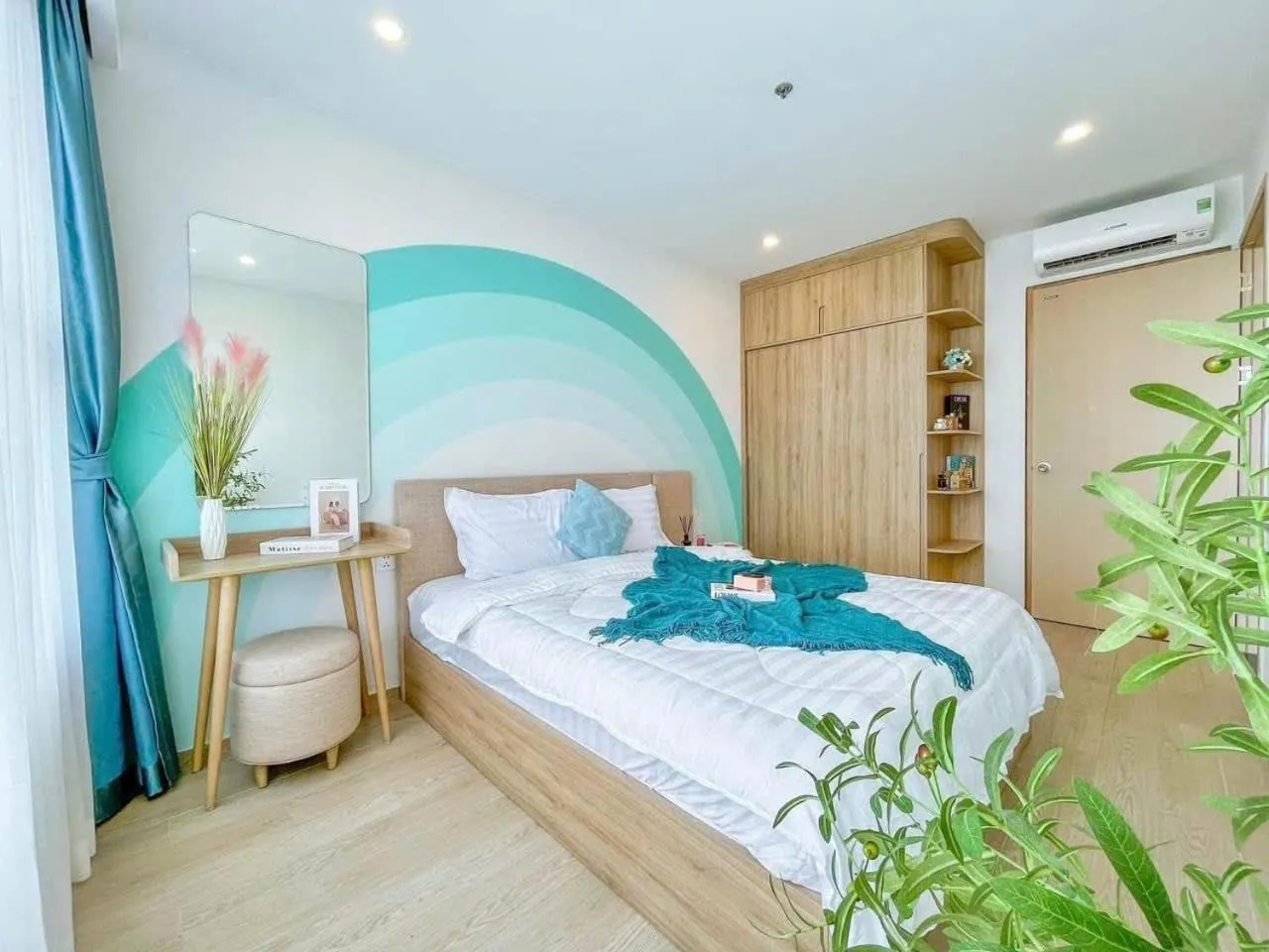 Bedroom, Bed in MeoMeo Homestay - The Sóng Apartment