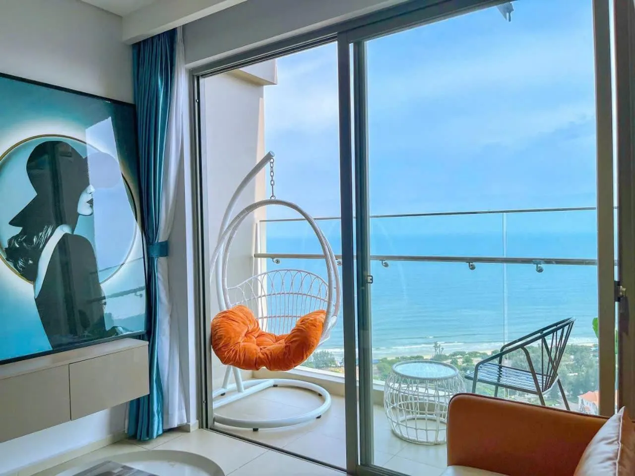 Balcony/Terrace in MeoMeo Homestay - The Sóng Apartment