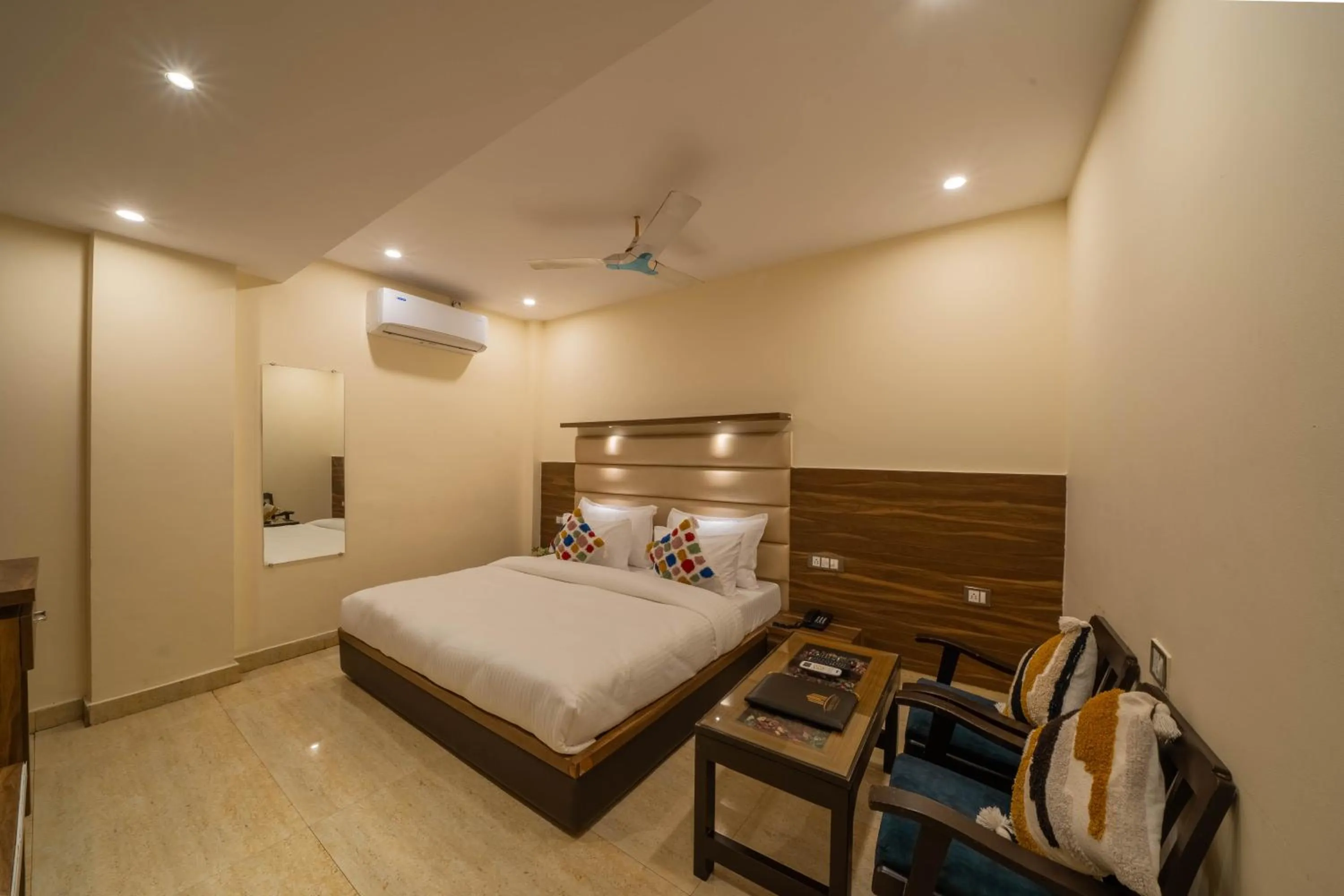 Bedroom, Bed in Perfectstayz Premium at Harkipauri Road - Ganga view rooftop cafe