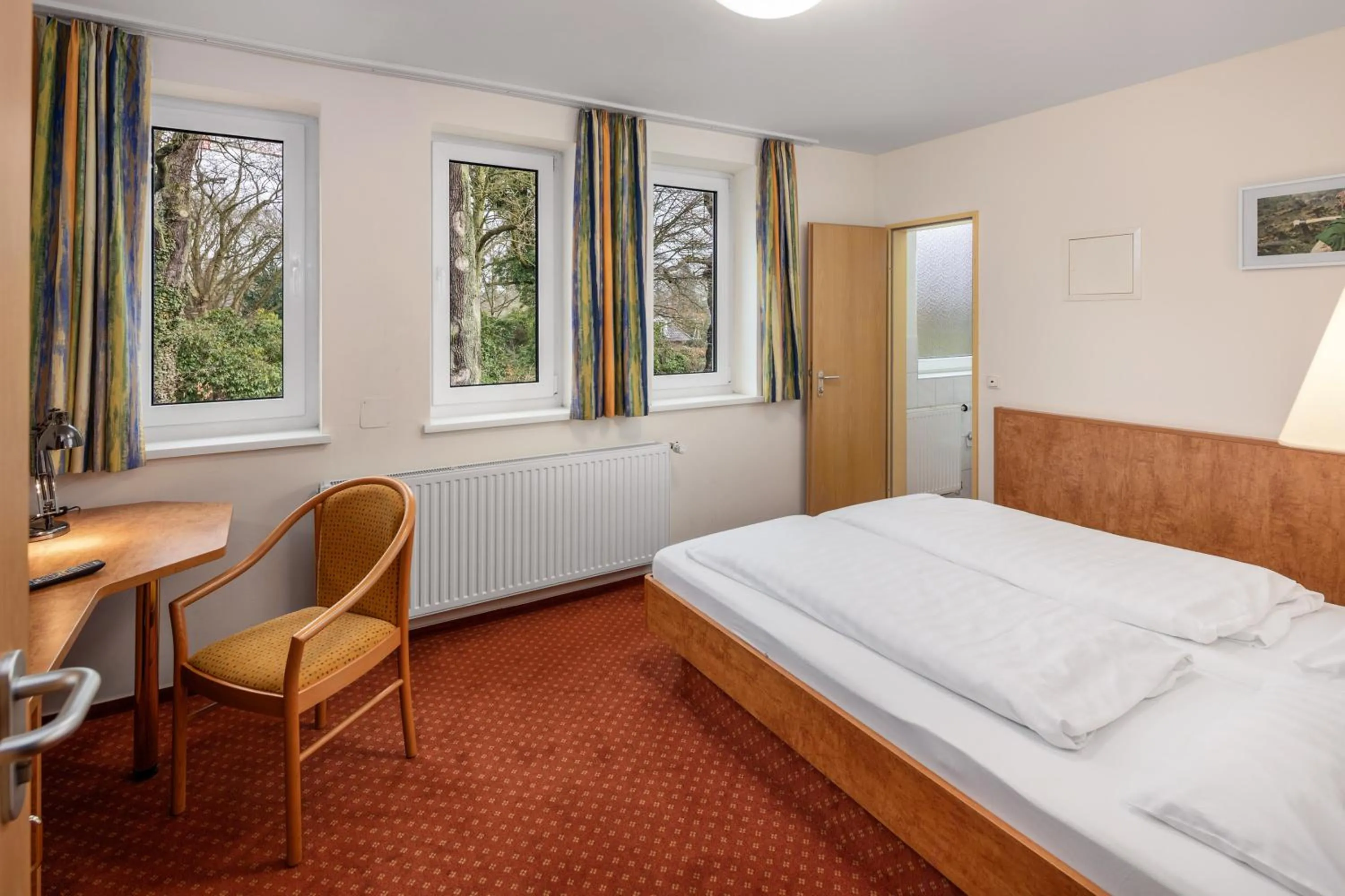 Photo of the whole room, Bed in Academy Lodge Boardinghouse