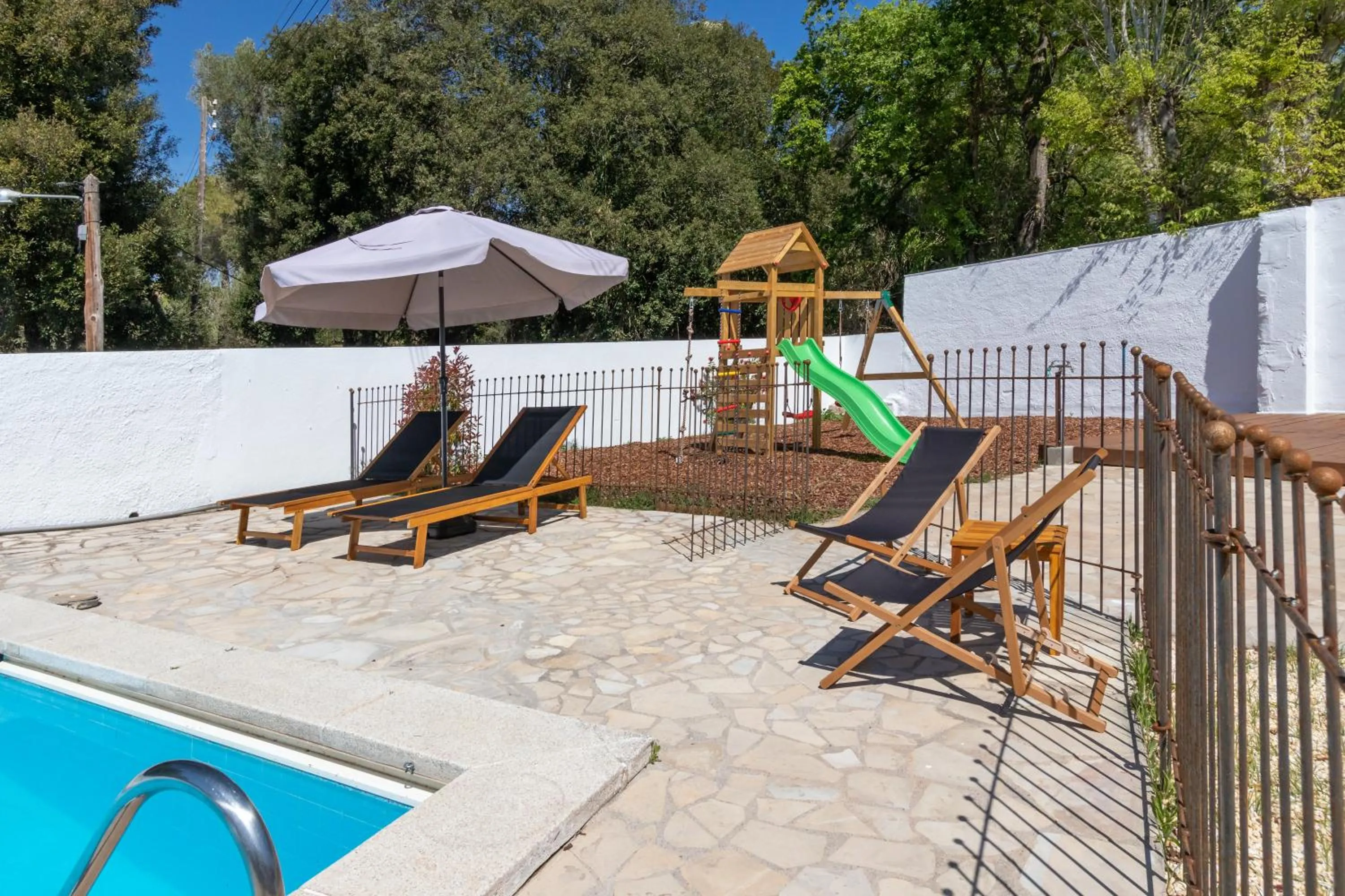 Property building in Mas Tinus - Lavanda