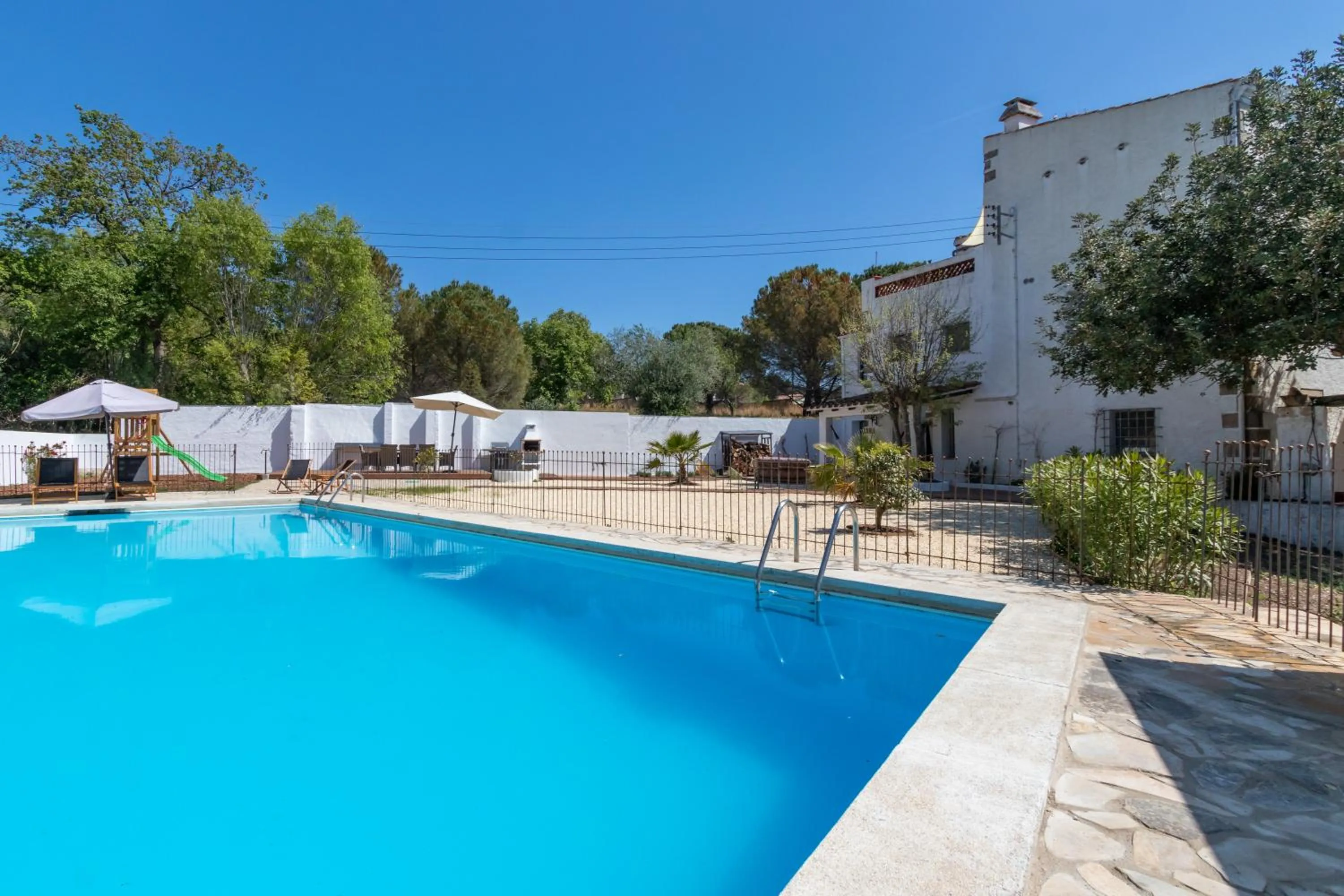 Swimming pool in Mas Tinus - Lavanda