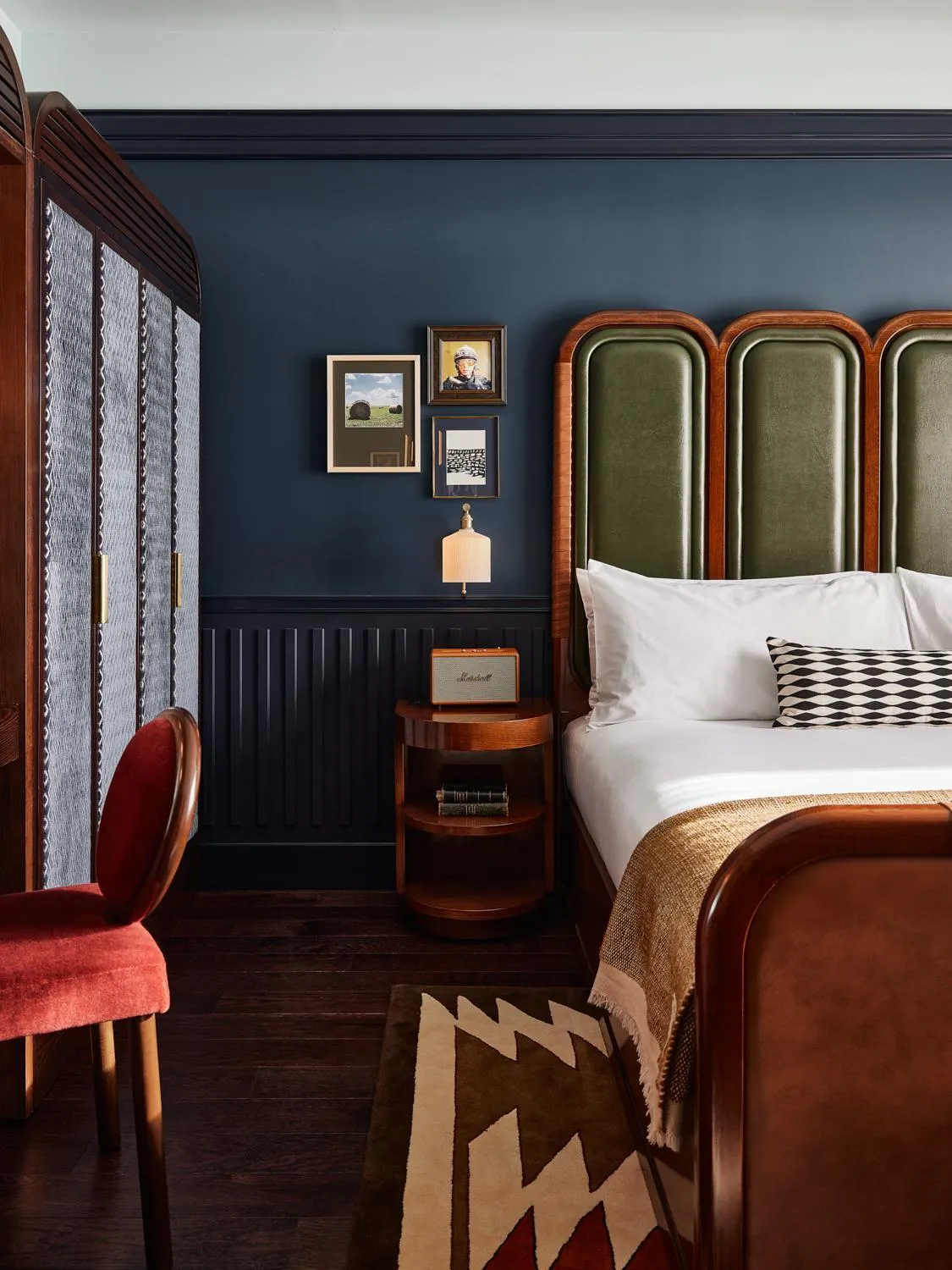 Bed in The Manchester Hotel