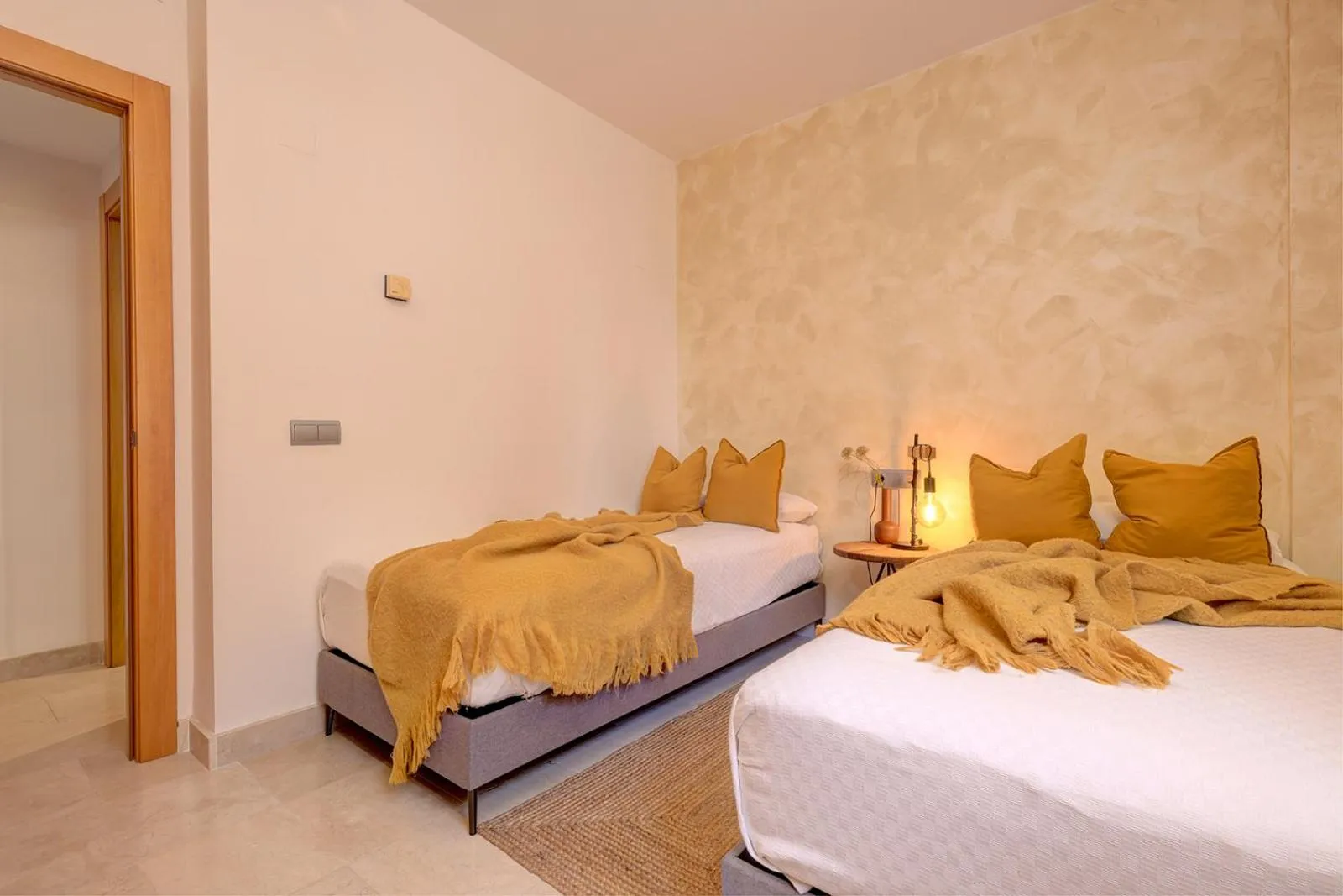 Bedroom, Bed in Quartiers Marbella Golden Penthouse