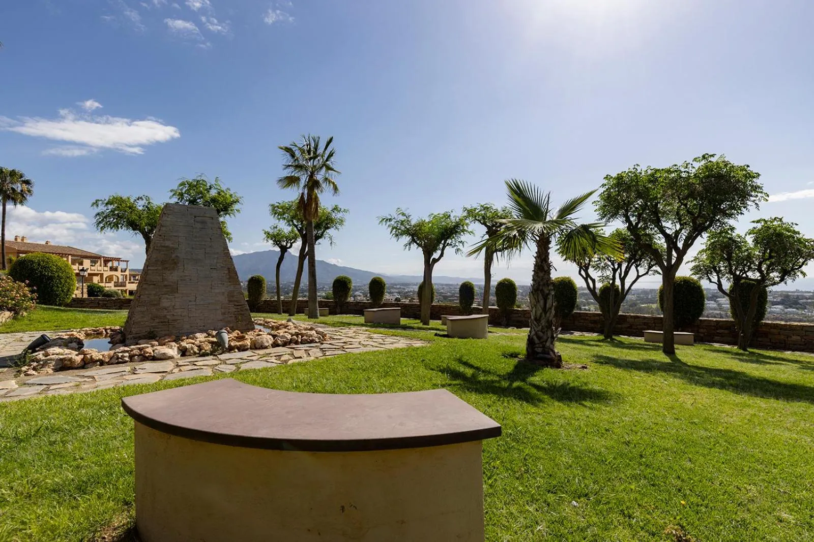 Garden view in Quartiers Marbella Golden Penthouse