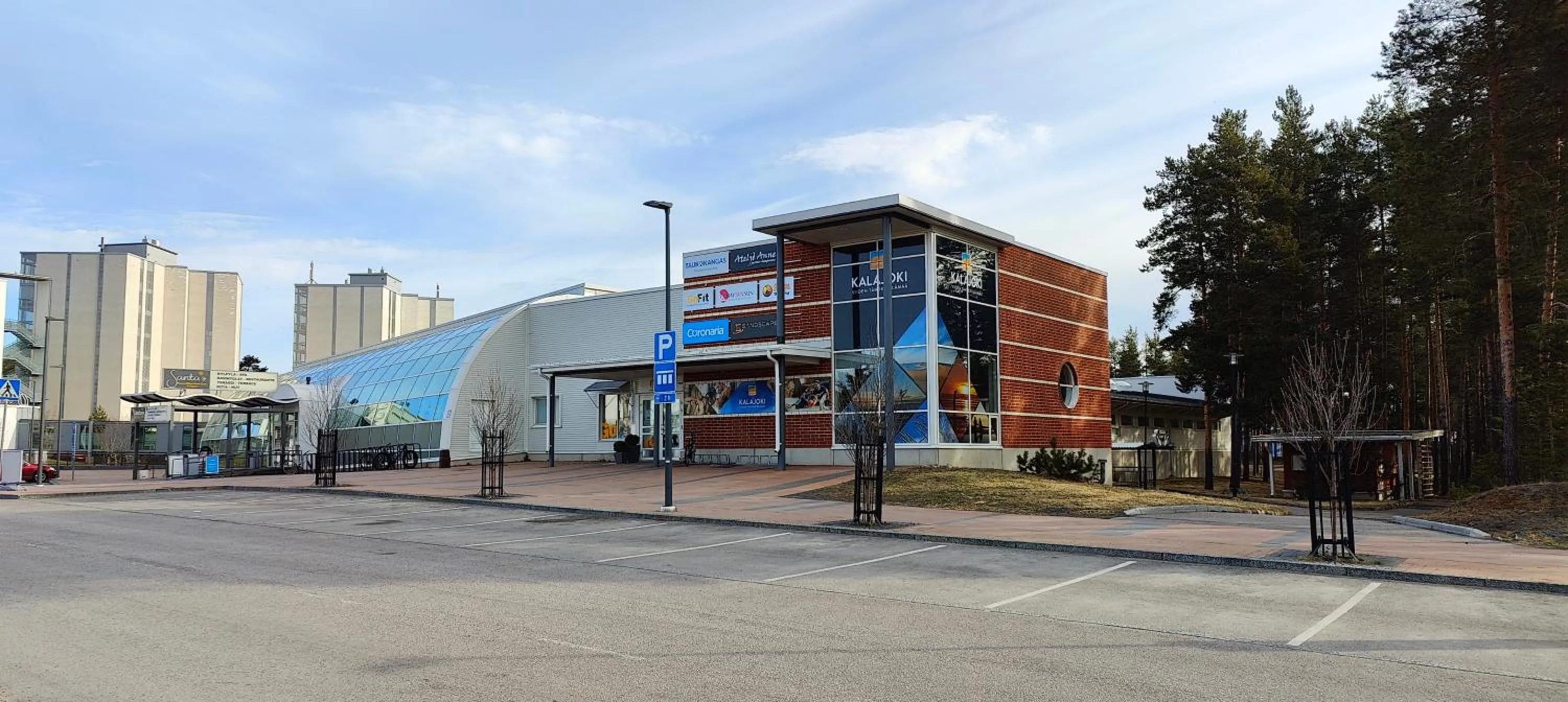 Public Bath in Sandy Kelt - Irish House Apartments