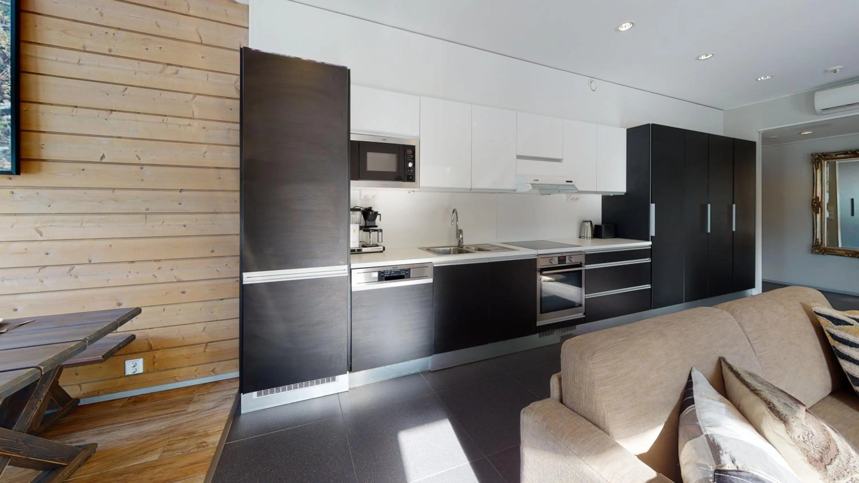 Kitchen or kitchenette in Sandy Kelt - Irish House Apartments