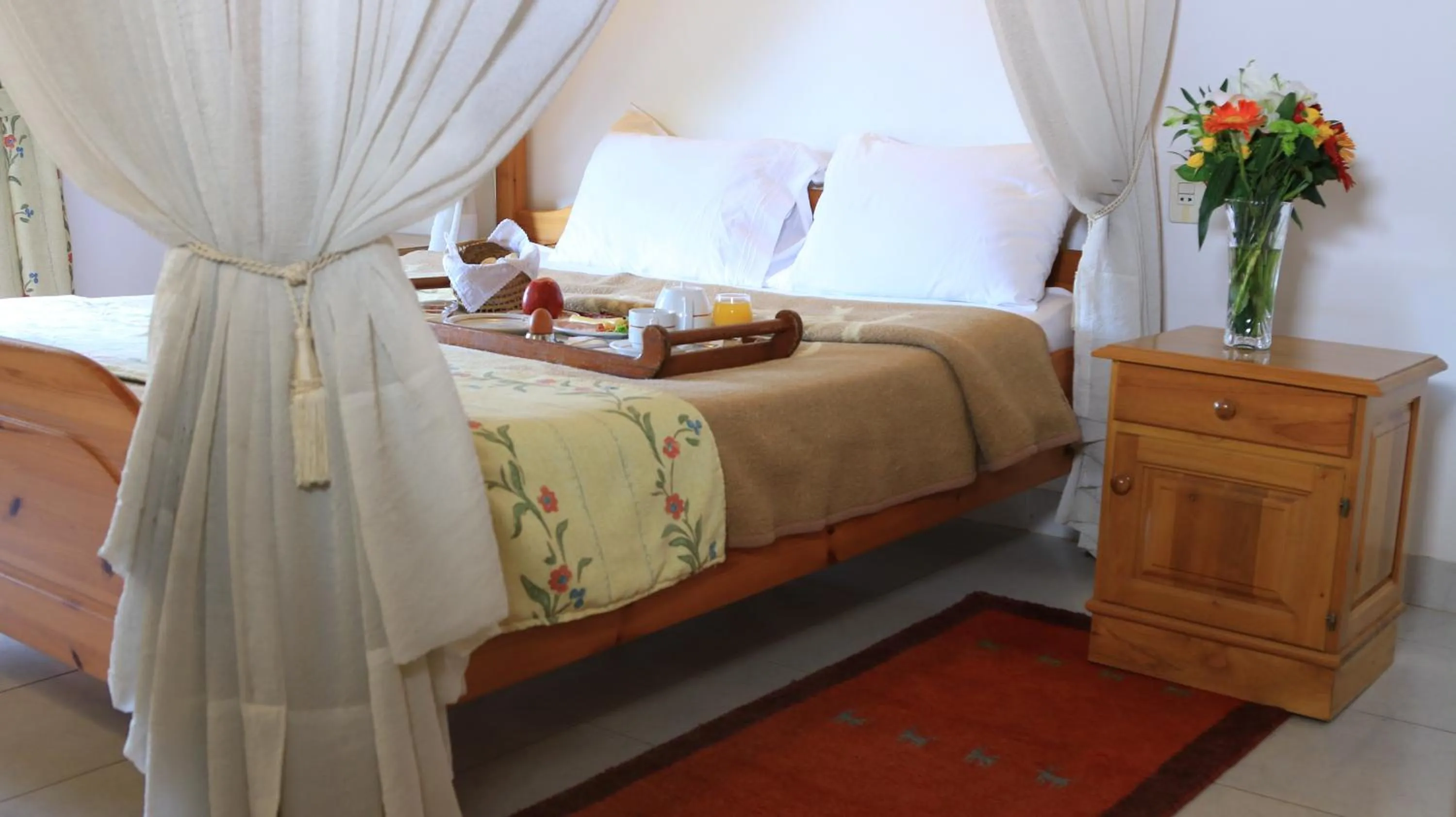 Buffet breakfast, Bed in Hotel Westfalenhaus