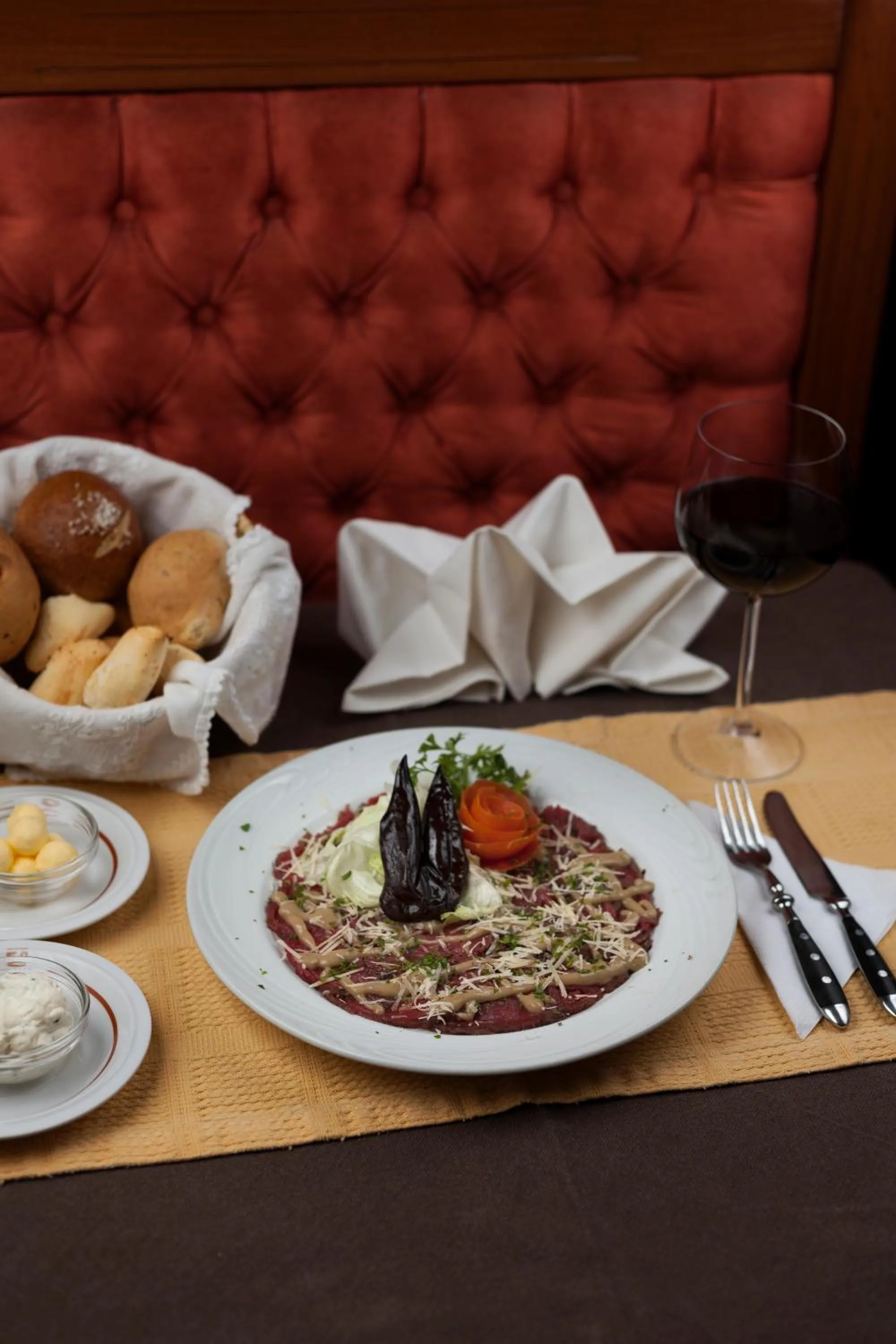 Restaurant/places to eat in Hotel Westfalenhaus