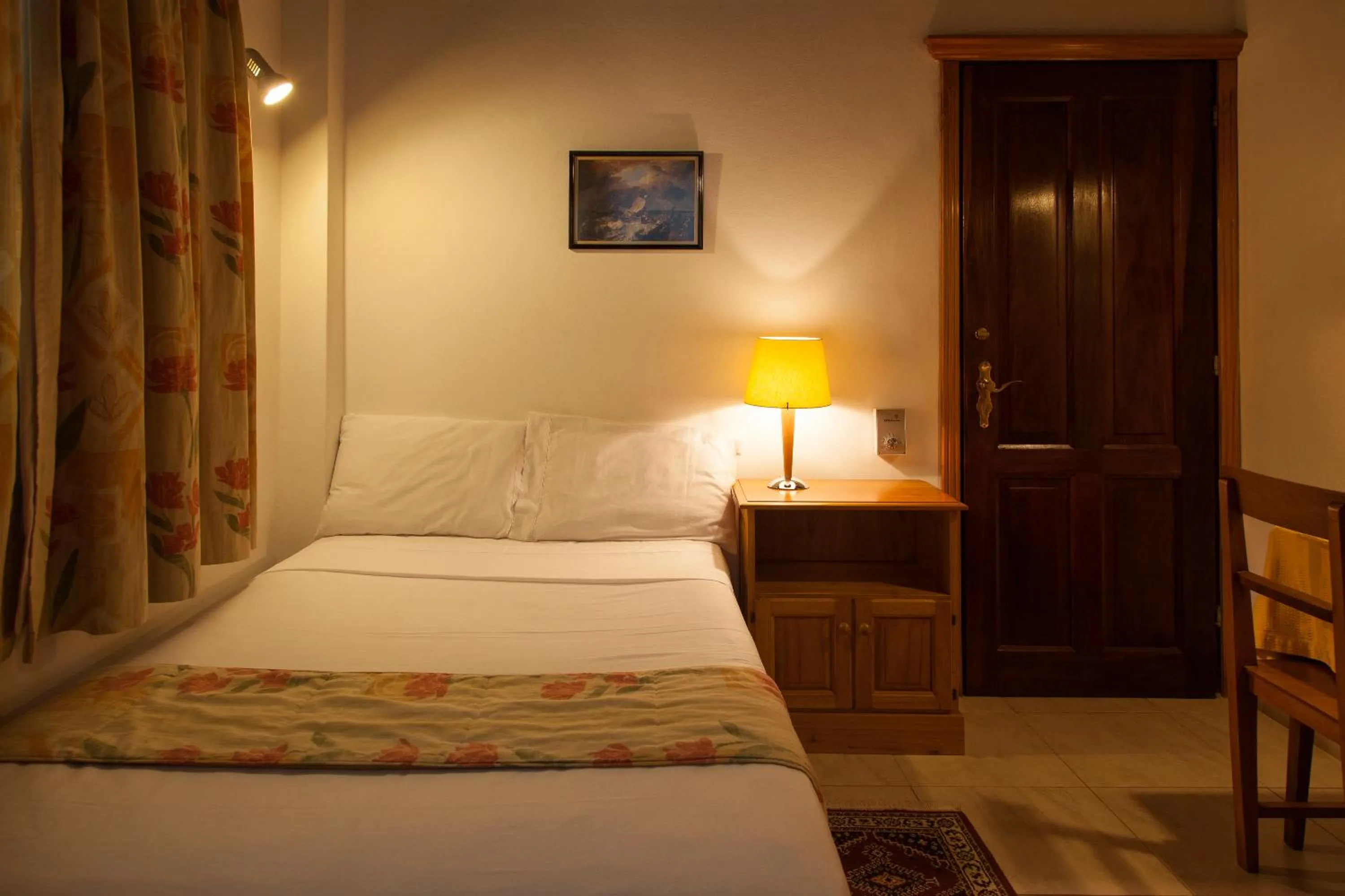 Bedroom, Bed in Hotel Westfalenhaus