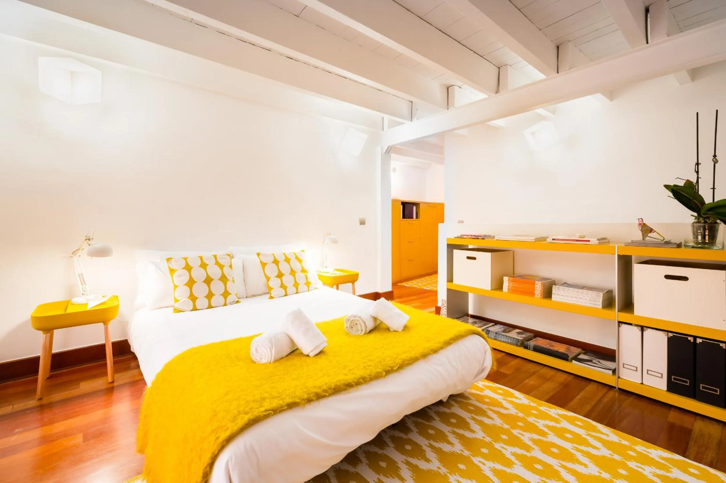 Stylish loft duplex - Alameda